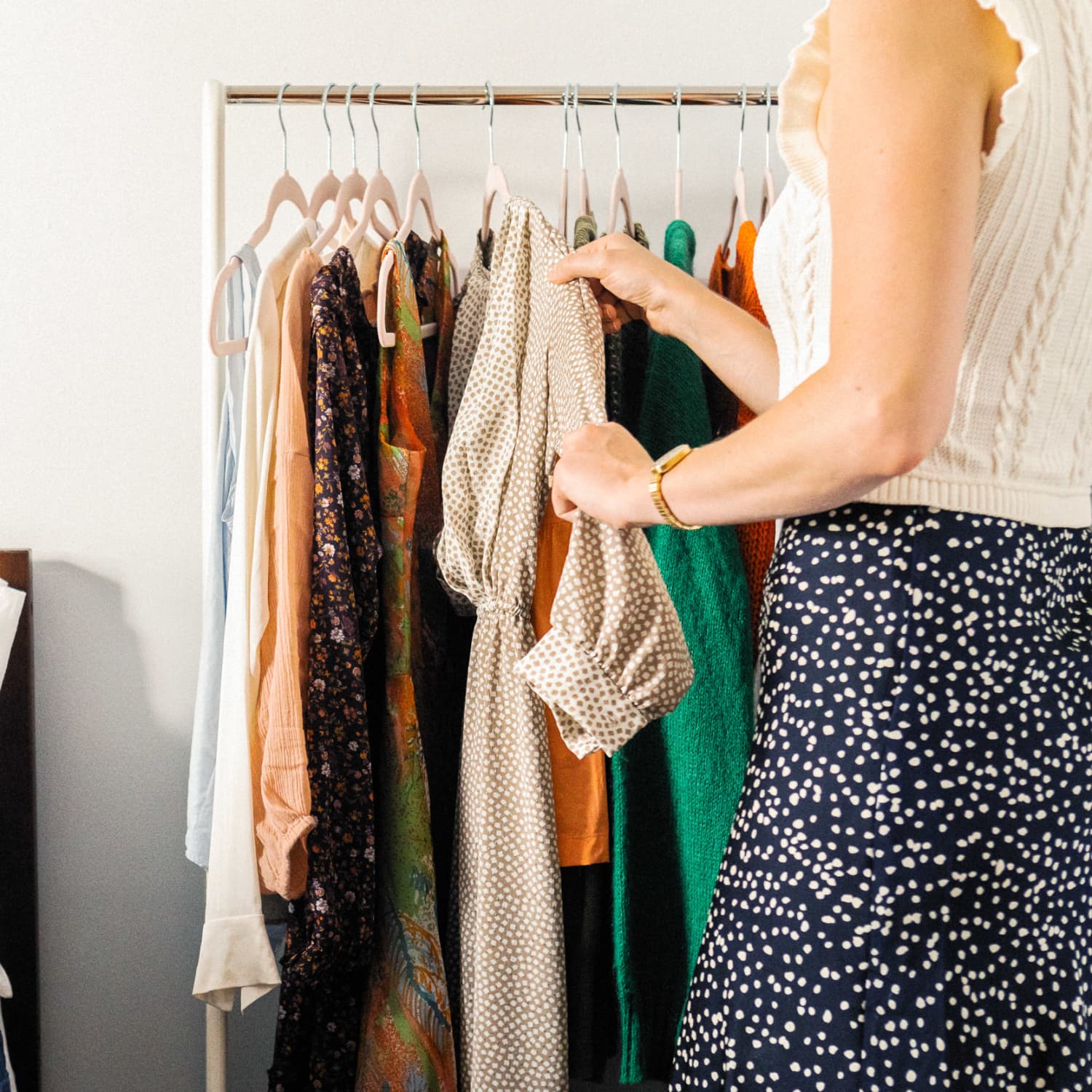 10 Corner Clothes Racks That Will Expand Your Storage Space