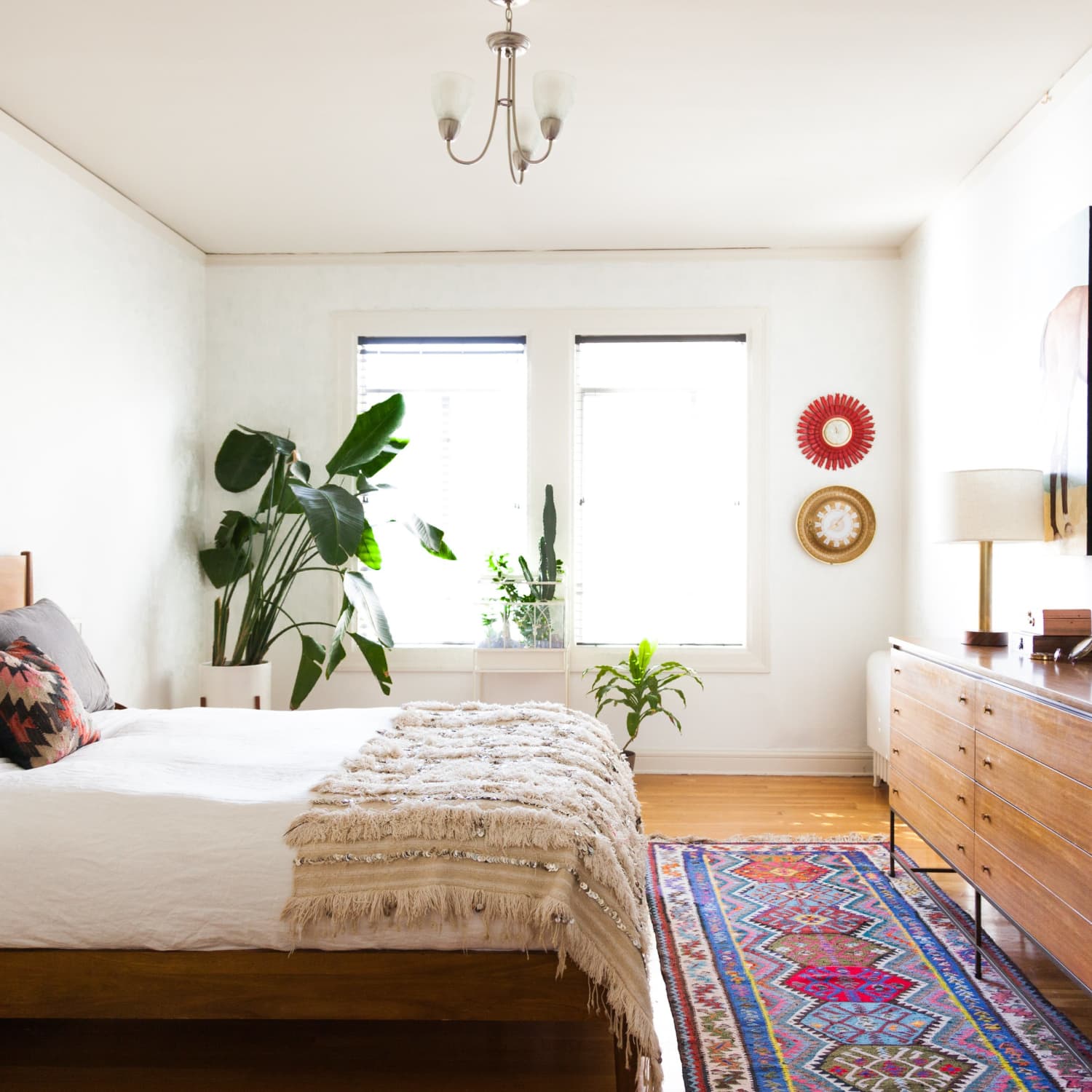 A Simple Guide To Rugs In The Bedroom — SIMPLE HOME