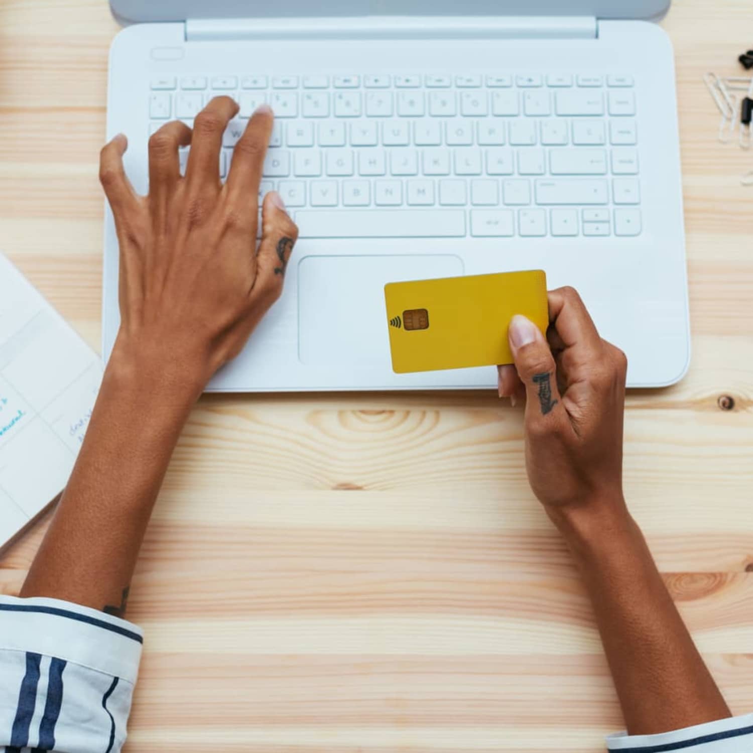 7 Simple Hacks for Saving Money While Online Shopping ...