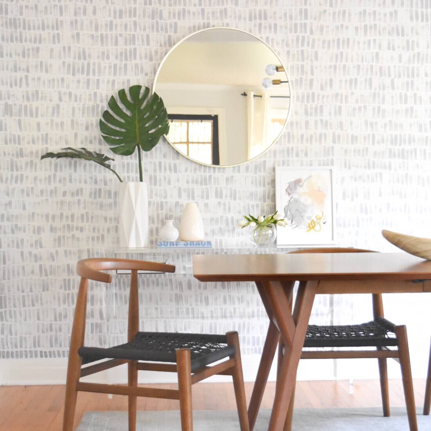 How To Diy Faux Wallpaper The Easy Way Photo Tutorial Apartment