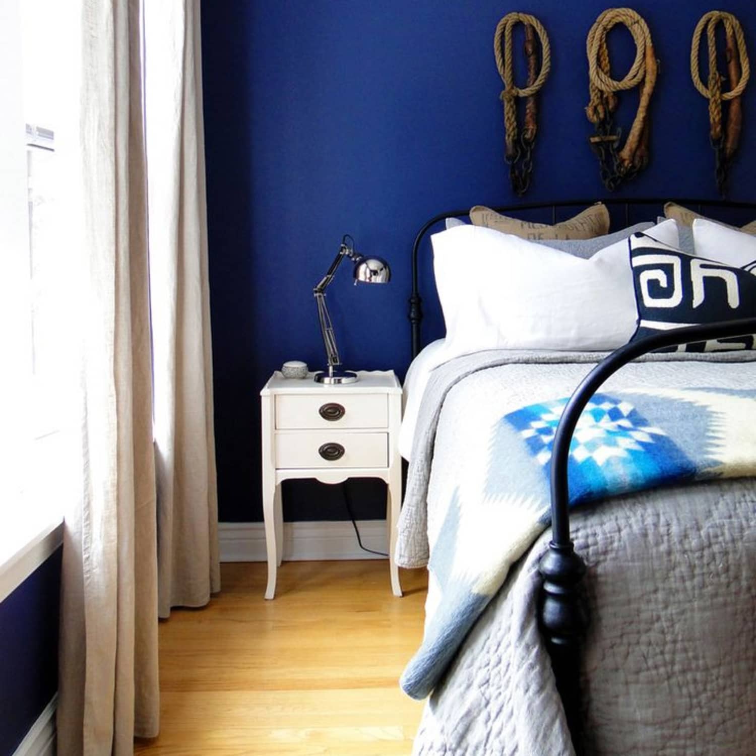 Does Your Bedroom Look Boring What Might Be Missing Apartment