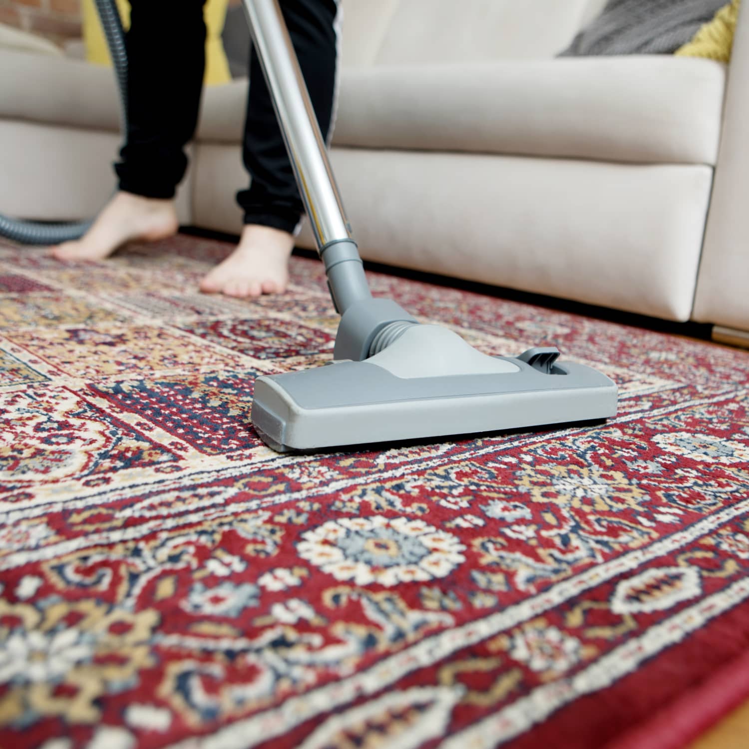 How to Buy Right Vacuum: Reddit-Favorite Expert's Advice | Apartment Therapy