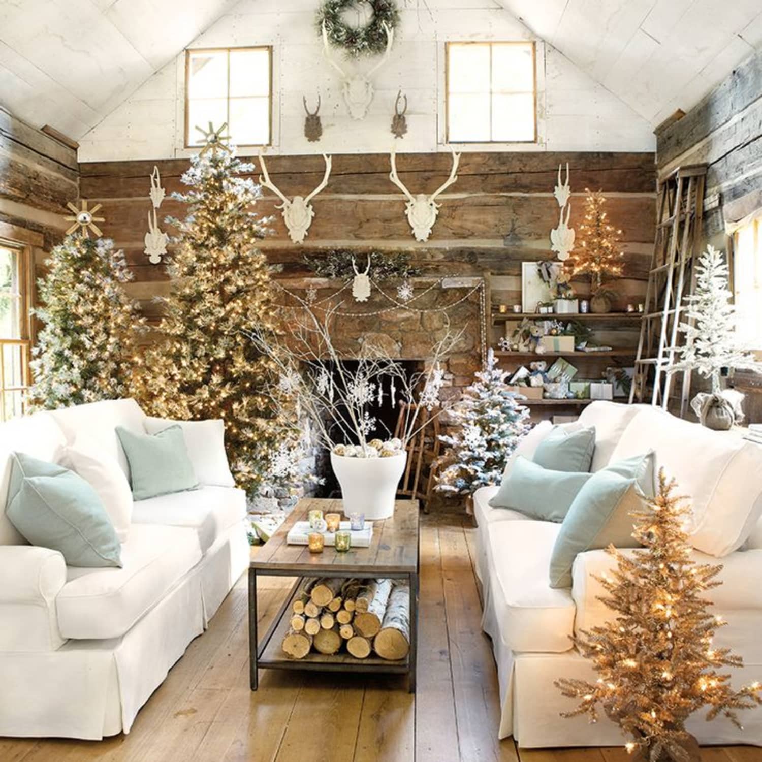 Over-the-Top Decorating Ideas for the Hardcore Holiday Enthusiast ...