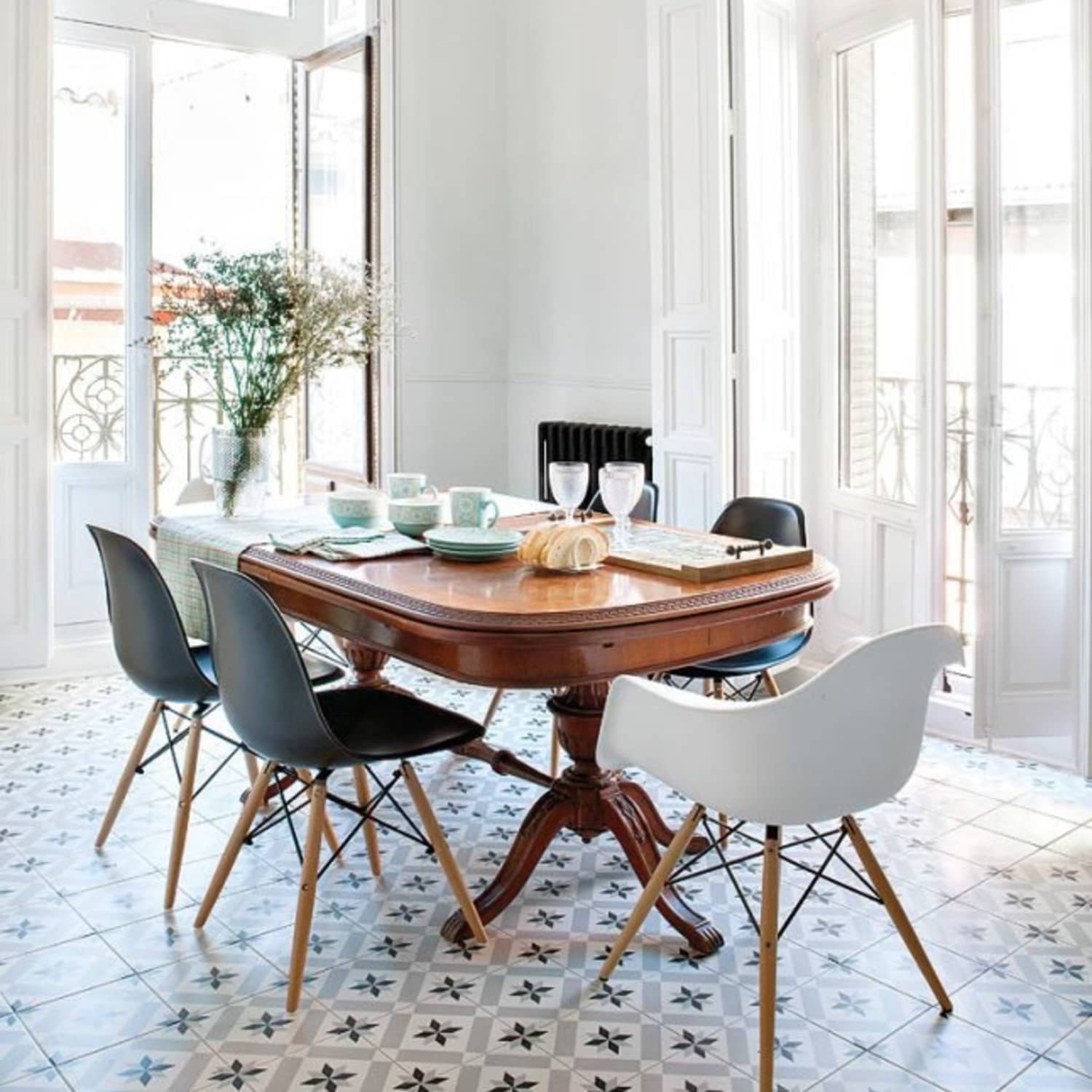 gray dining room chairs