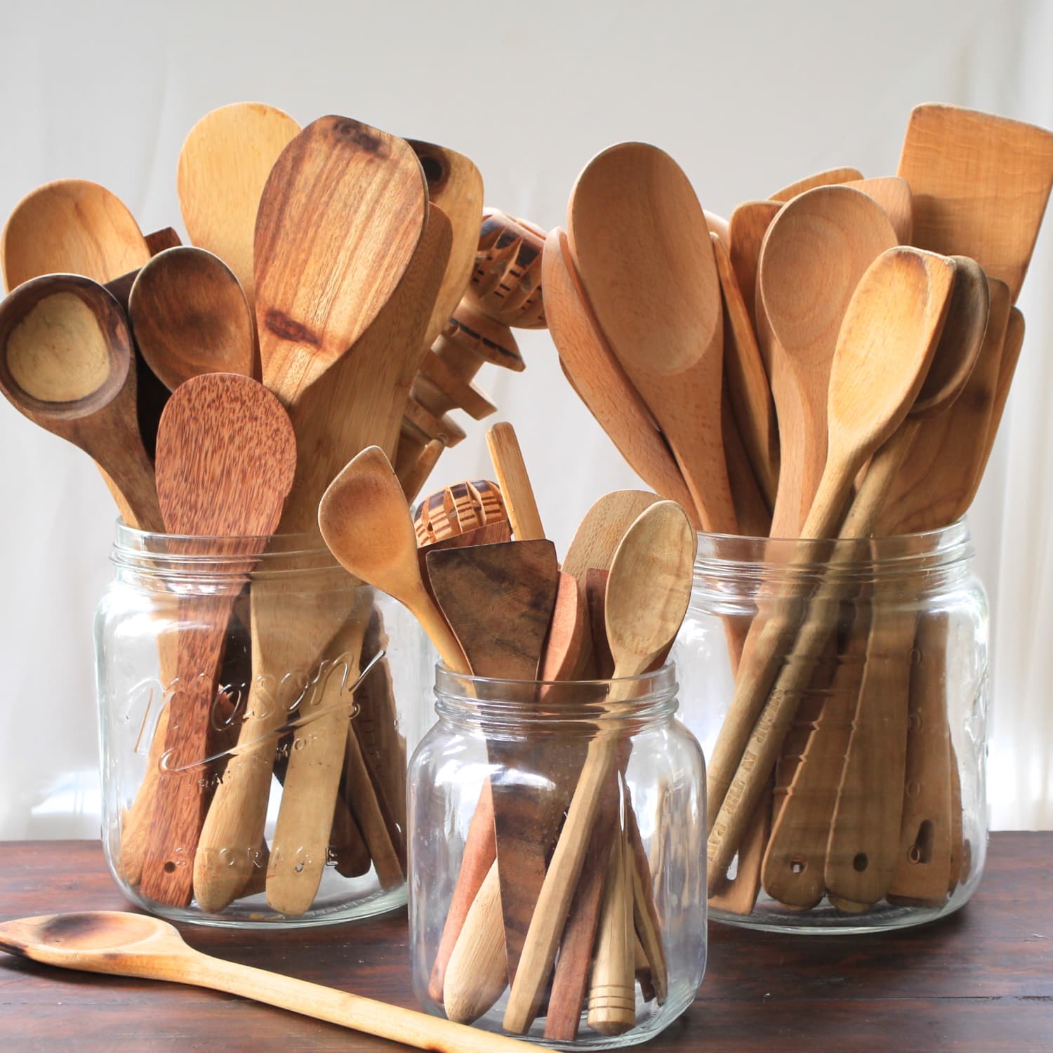 How To Clean Wooden Cutting Boards And Spoons