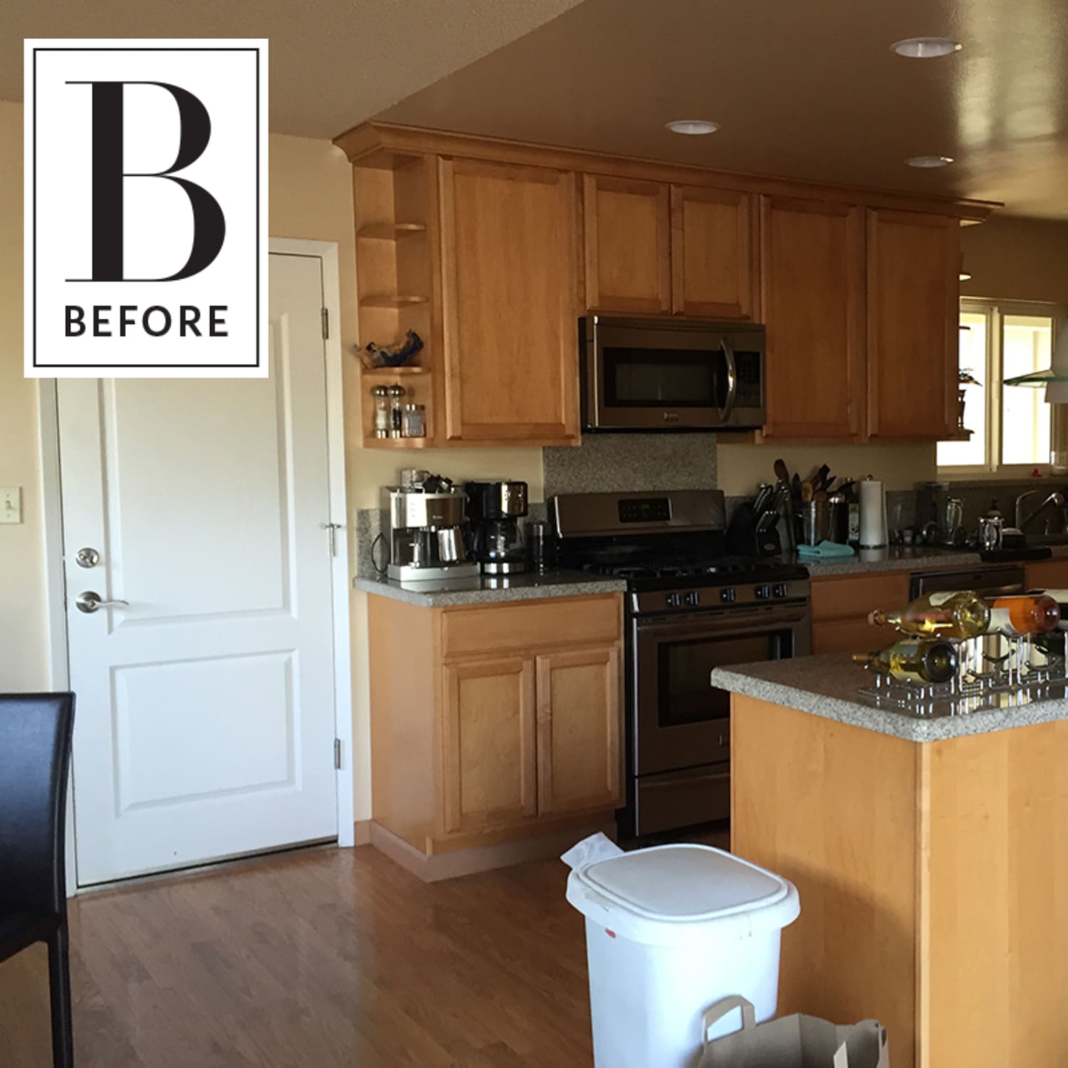 Before After A Ranch House Kitchen Gets The Blues In The Best Way Possible Apartment Therapy