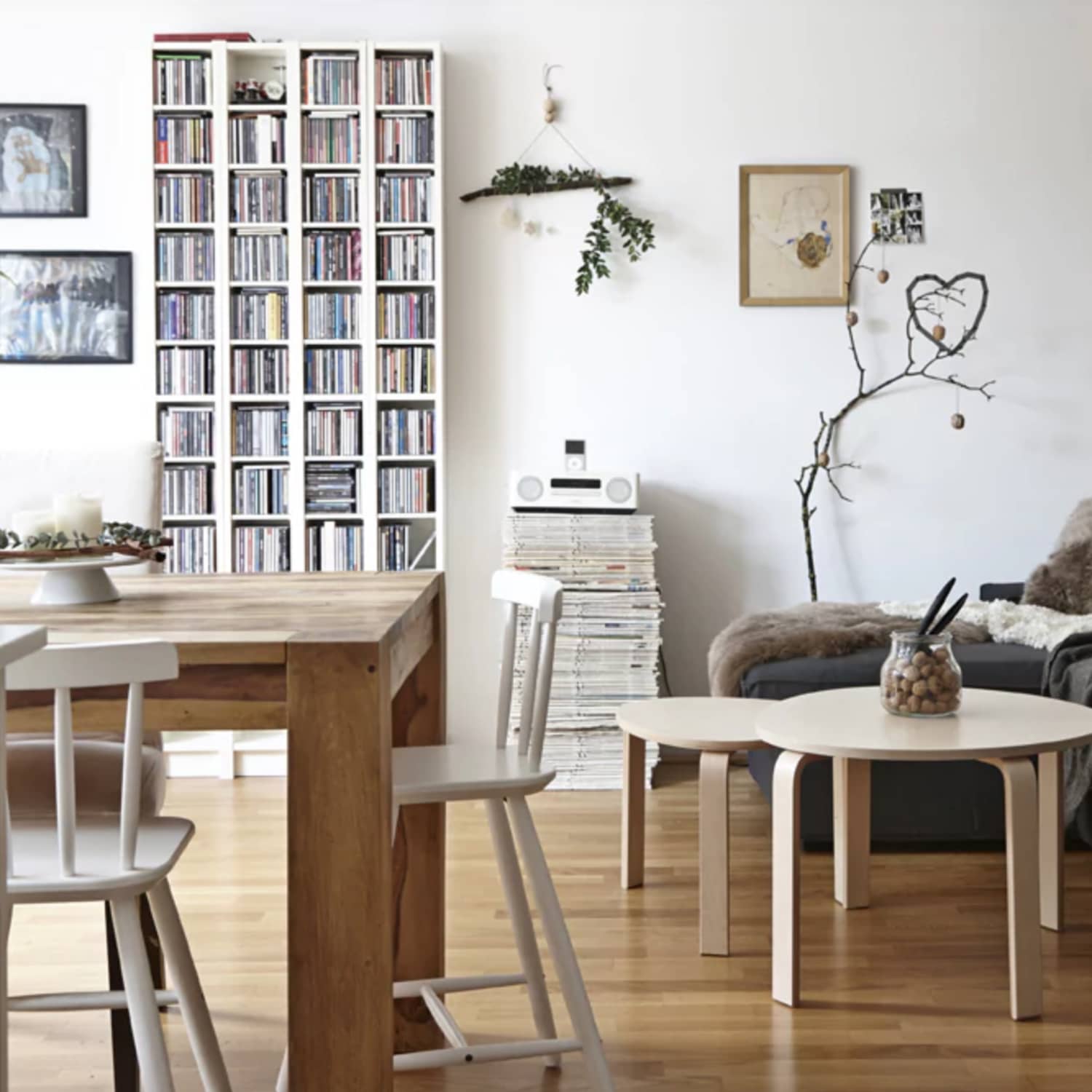 15 Space-Saving Bookshelves for Small Spaces
