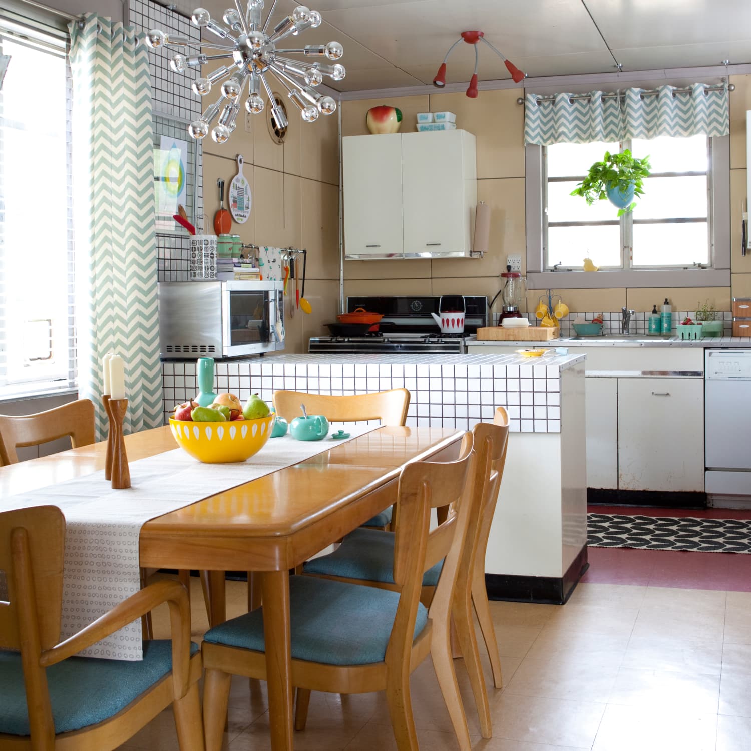 Get the Look: Mid-Century Modern Kitchen | The Kitchn, image size:1500x1500