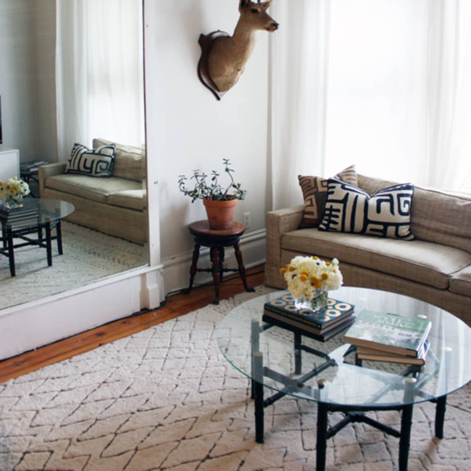 Dean S Stylish Social Greystone Apartment Therapy
