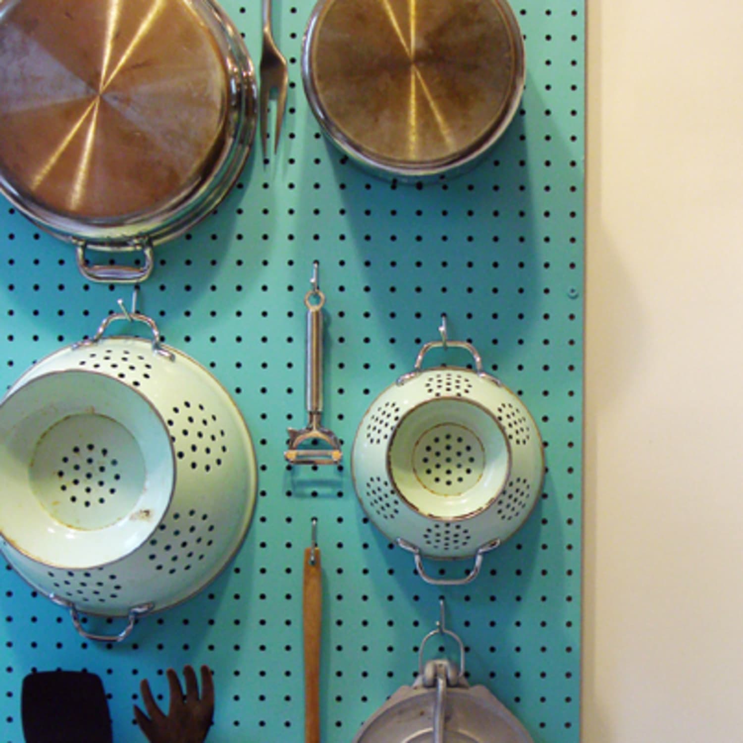 How To: Make a Pegboard Wall Organizer | Apartment Therapy