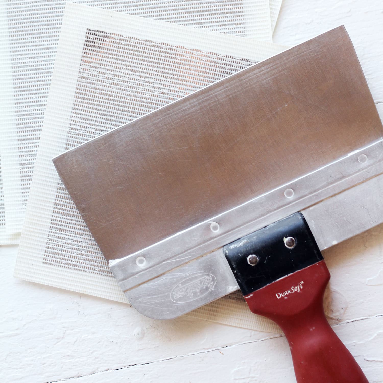 How To Patch A Hole In Drywall Or Plaster Walls Apartment Therapy