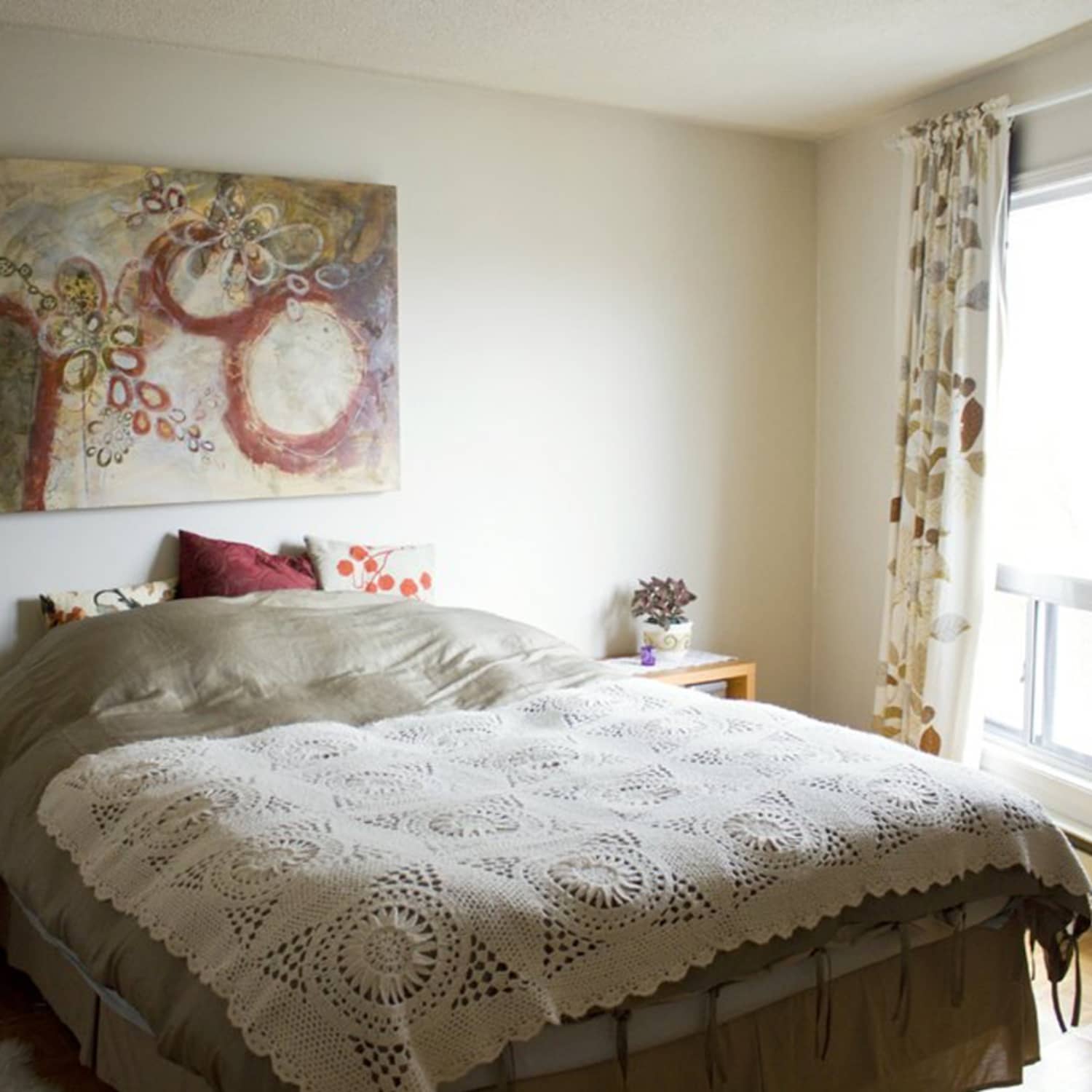 The Mountain Mural Bedroom Makeover Apartment Therapy