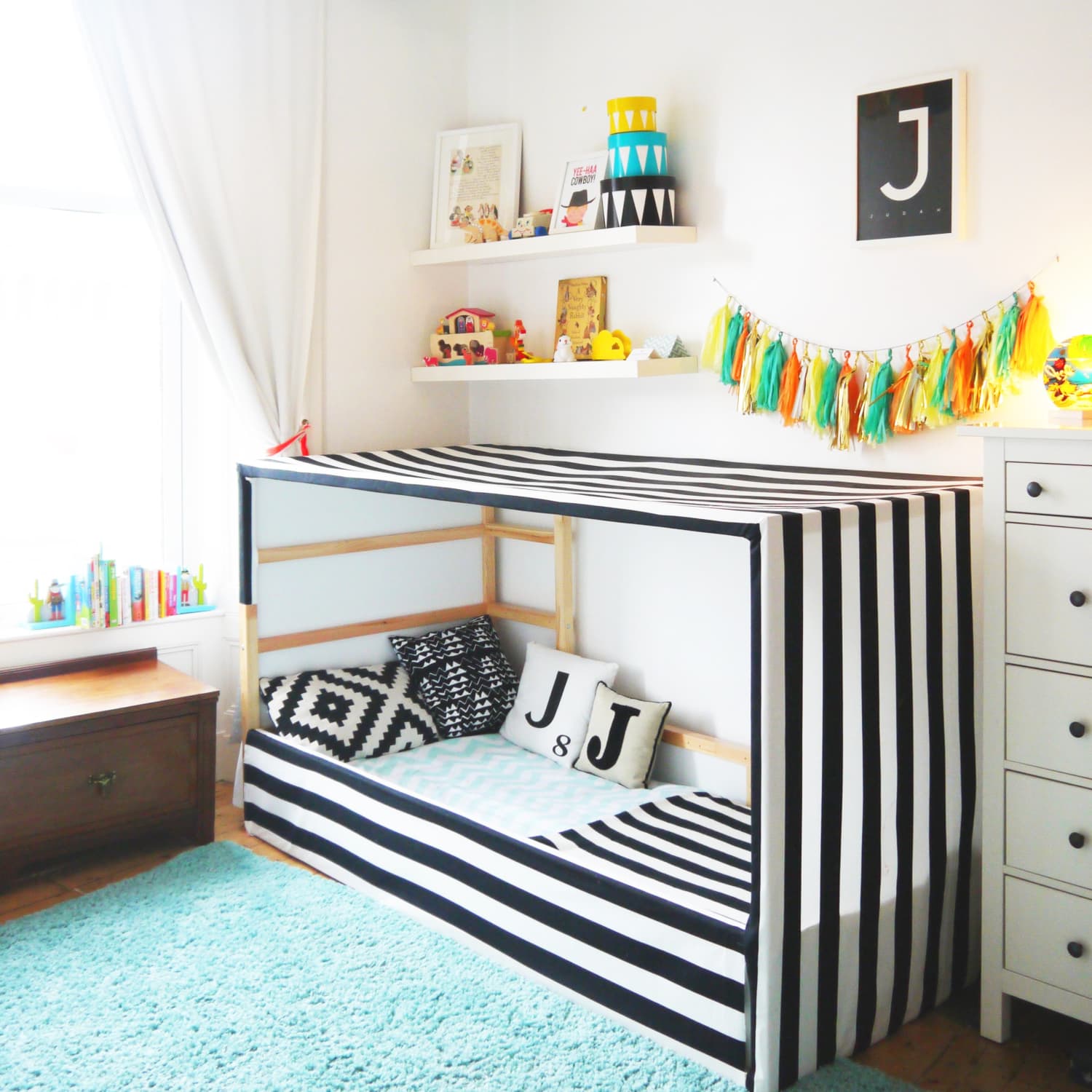 Ideas For Hacking Tweaking Customizing The Ikea Kura Bed Apartment Therapy