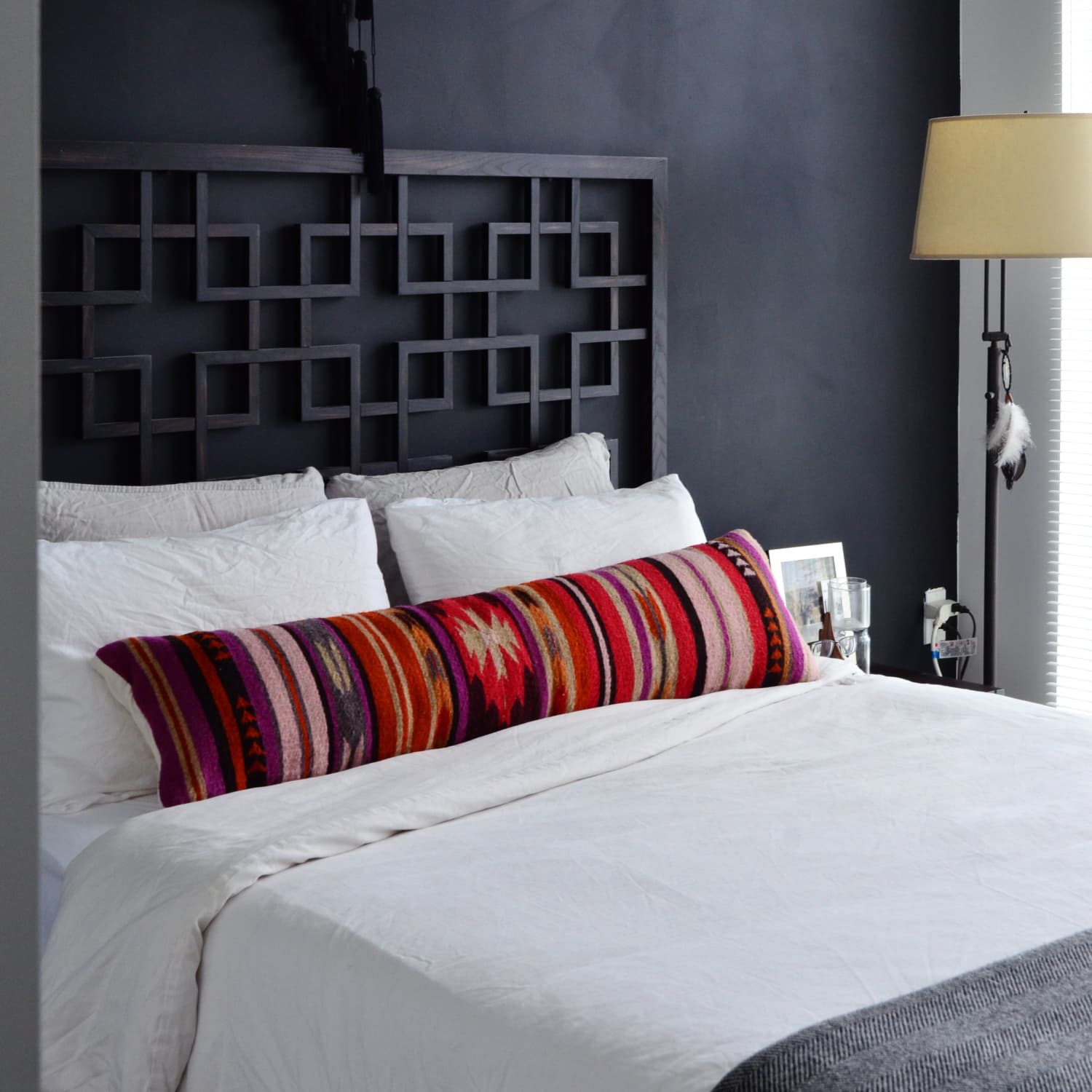 18 Stunning Black Bedrooms How To Use Black Walls Decor In Bedrooms Apartment Therapy