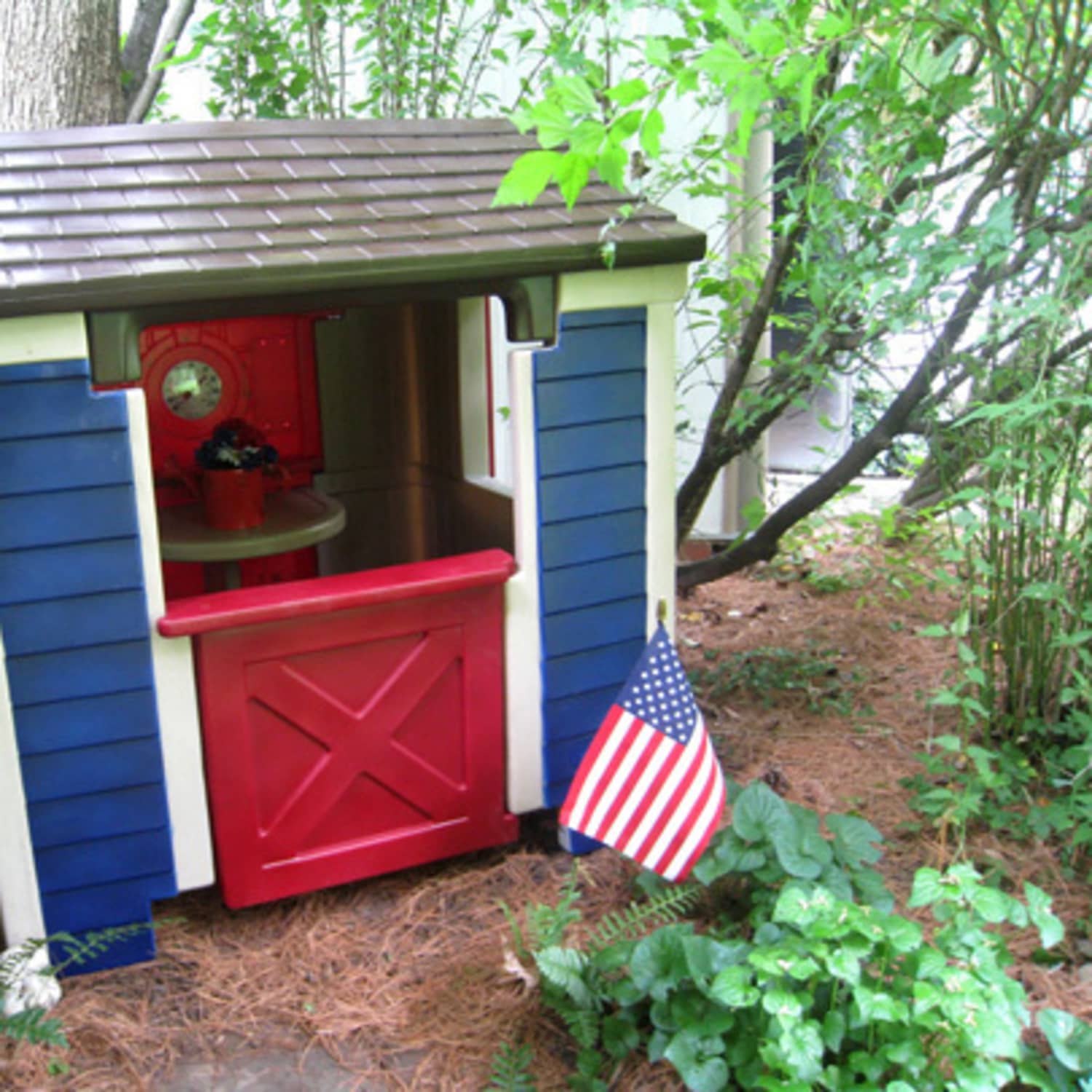 painted plastic playhouse