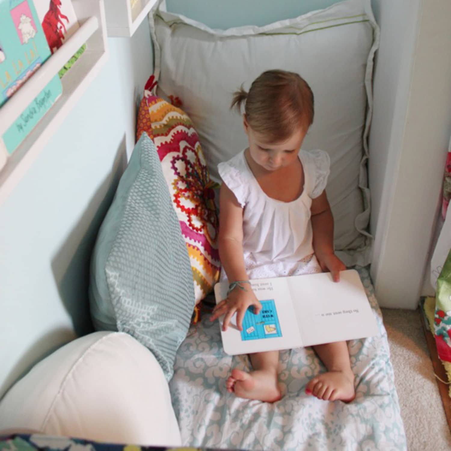 Kids Closets Used as Reading Nooks | Apartment Therapy