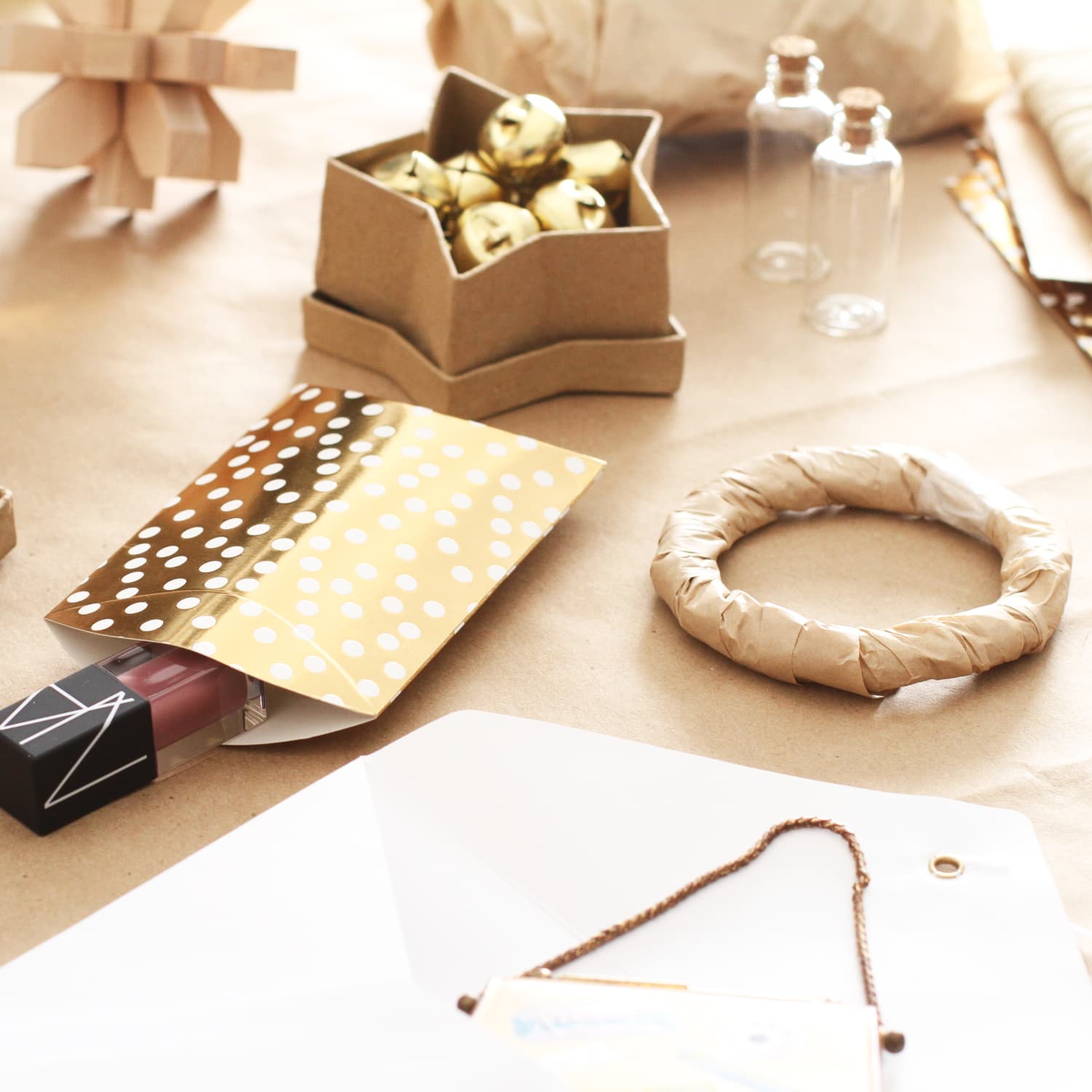 What To Put In An Advent Calendar The Ultimate 2020 Gift List Apartment Therapy