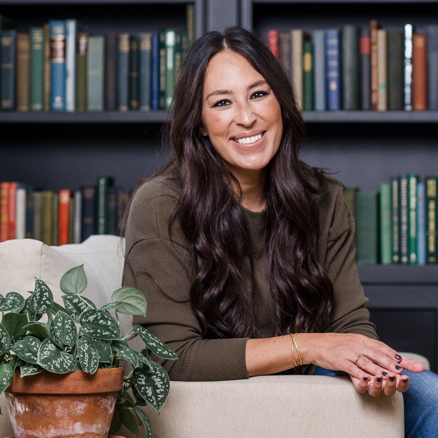 Joanna Gaines Homebody Book Helps Make Design Personal Apartment Therapy