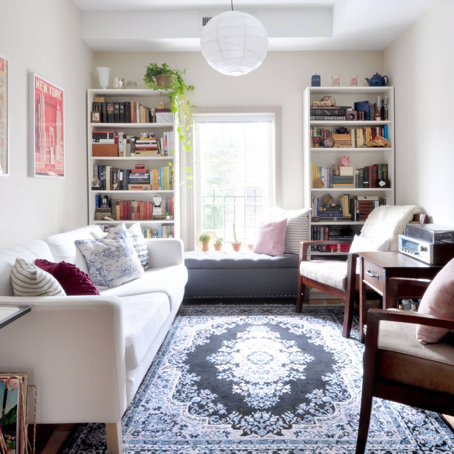 17 Magnificent Ideas For Extra Seating Space In The Living Room