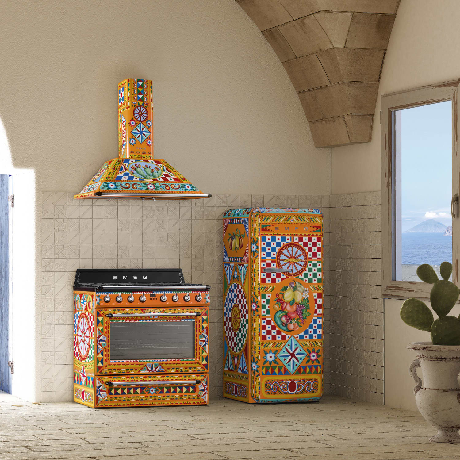 Dolce Gabbana x SMEG Sicily Is My Love Tea Kettle - Shop Dekado