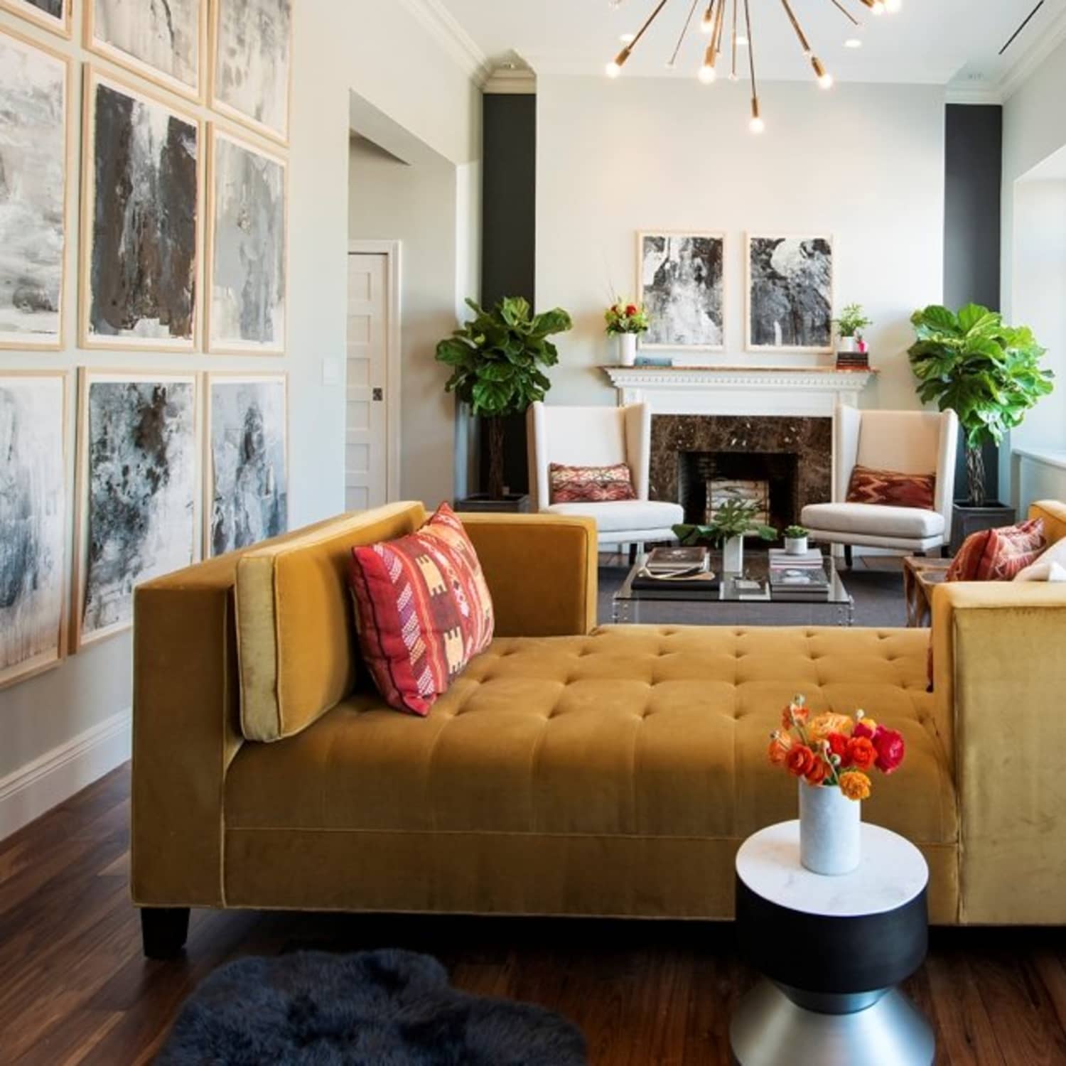 A Showstopper Apartment In The Silk Building Apartment Therapy