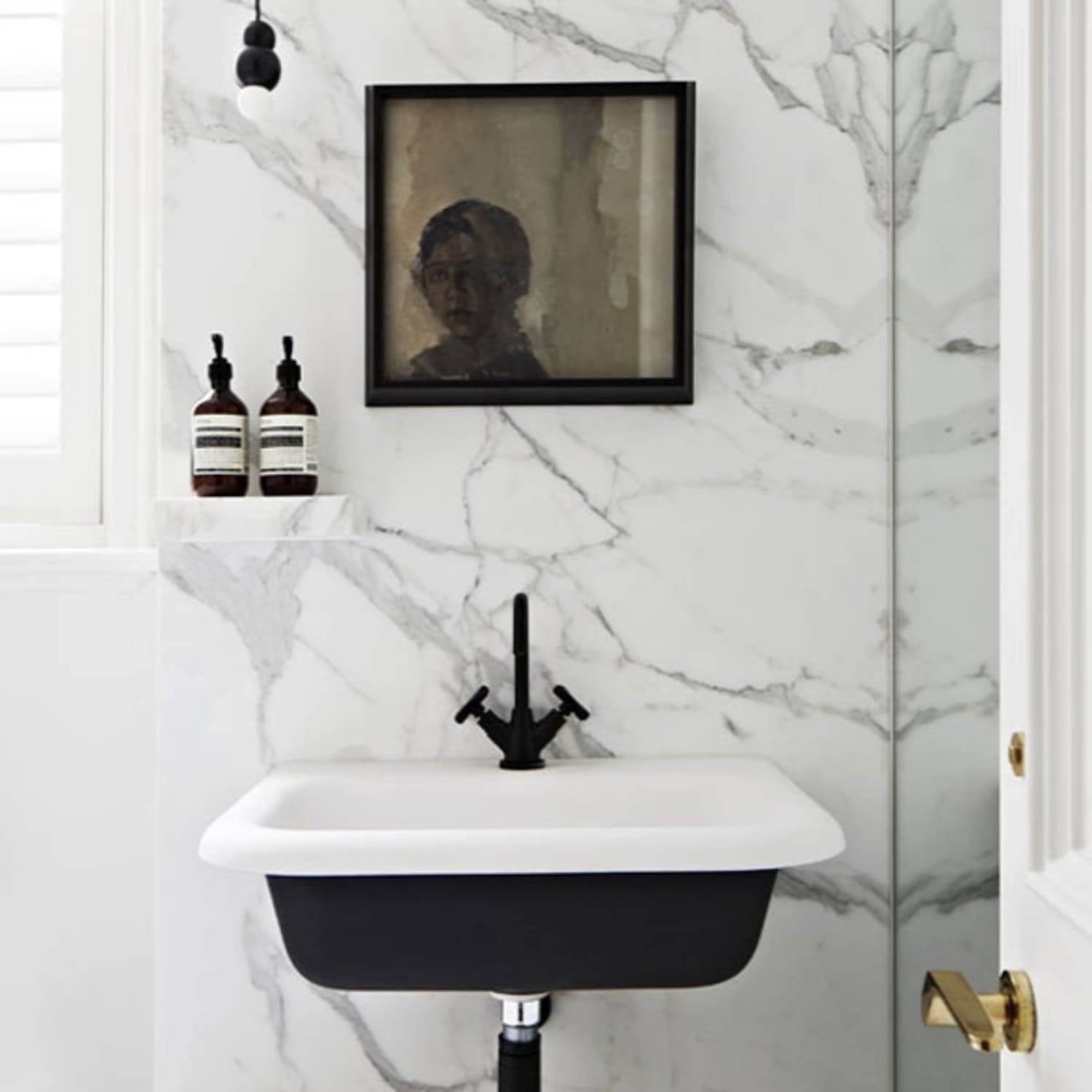 Look We Love White Marble In The Bathroom Apartment Therapy