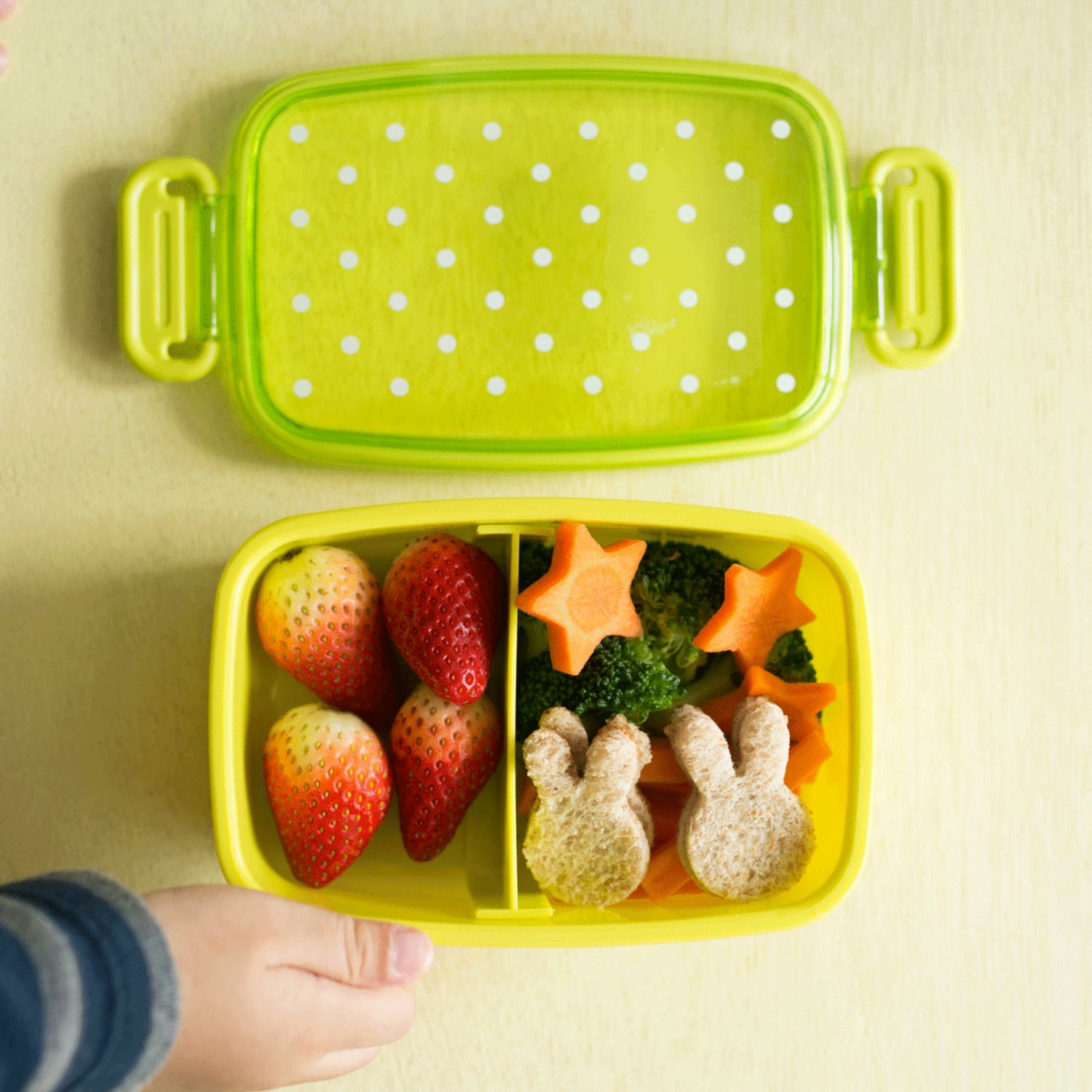 Silicone Cups - win lunch time & turn any lunch box in to a bento
