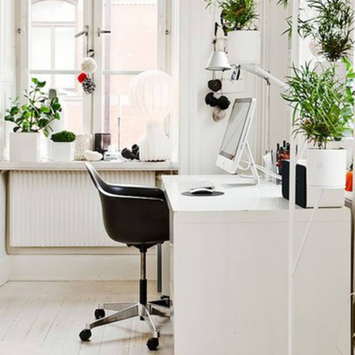 The Simple White Office Get The Look Apartment Therapy