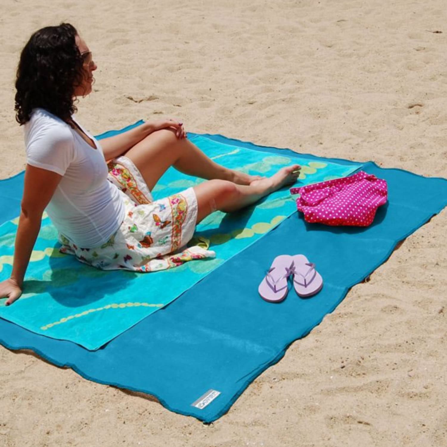 sandless beach blanket