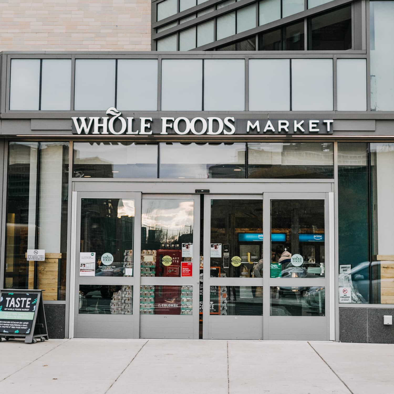 Ready-to-eat Salads From Whole Foods Are Being Recalled Due