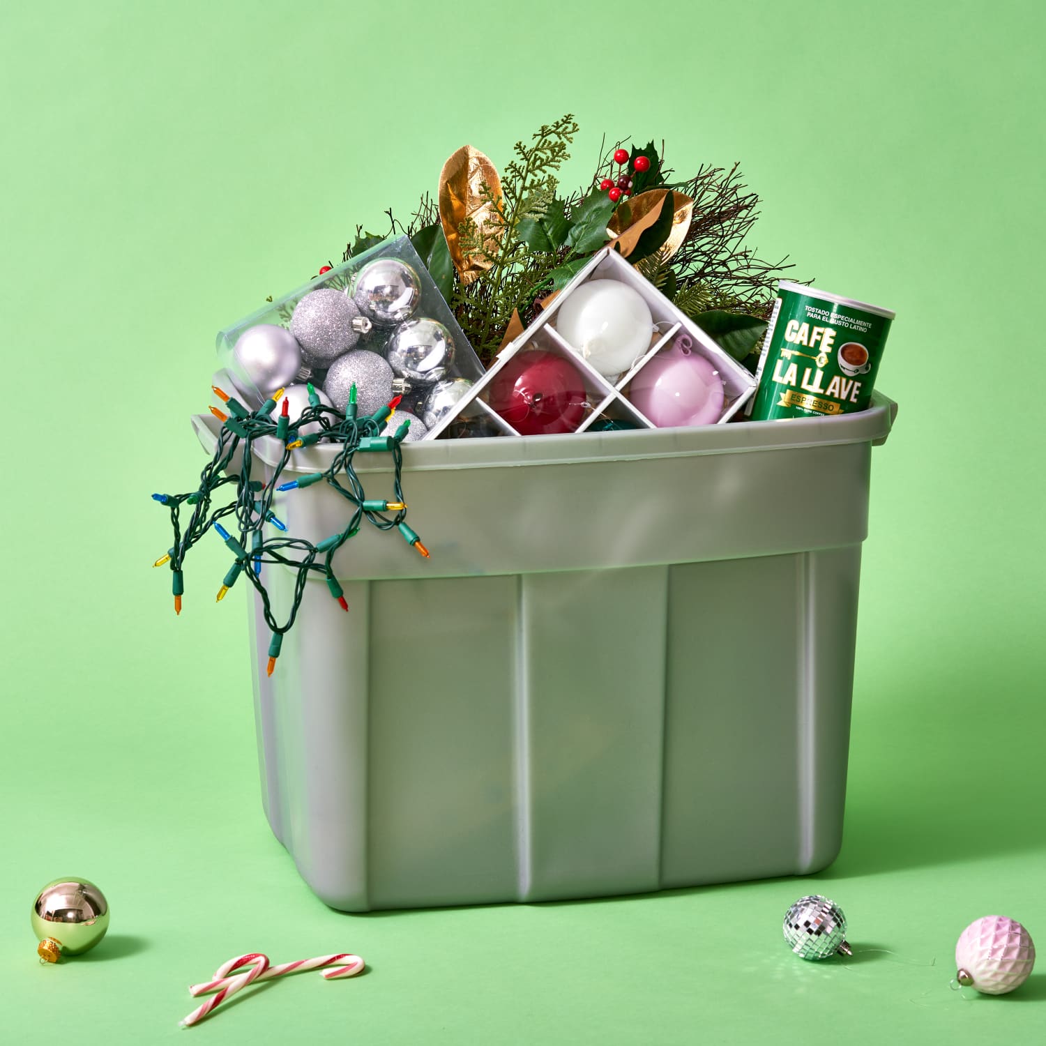 How to Store Christmas Ornaments Like a Pro: Safe & Easy Tips