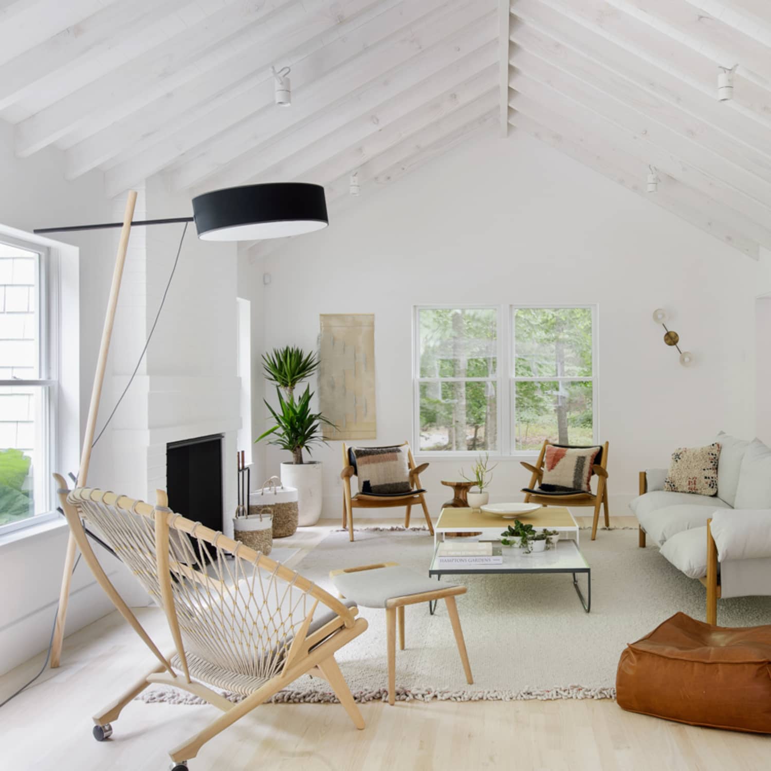 27 Minimalist Living Room Ideas How To Use Minimalism In Living Rooms Apartment Therapy Looking for a calm living room that doesn't look cluttered? 27 minimalist living room ideas how
