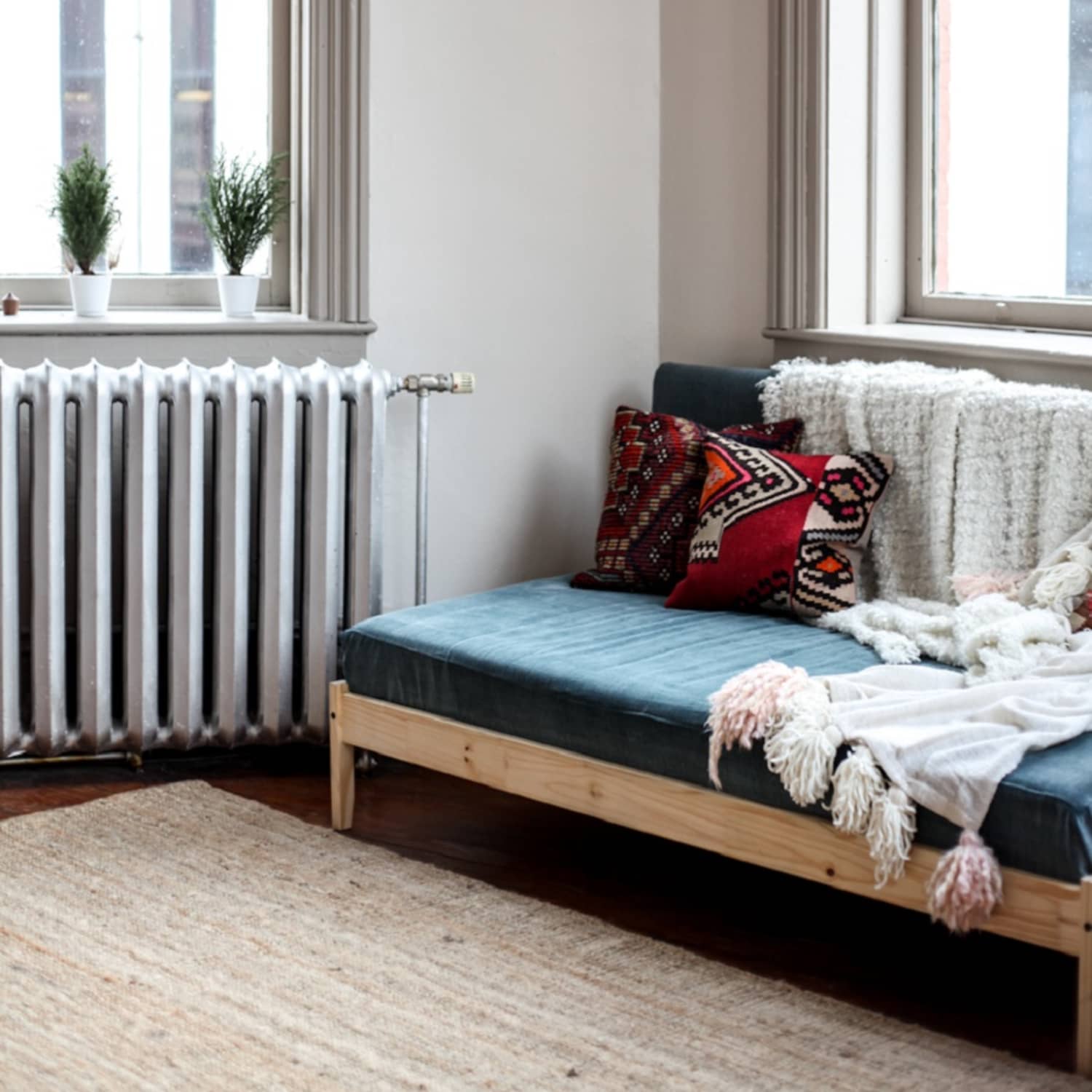 Daybeds Murphy Beds More You Can Make Yourself Apartment Therapy