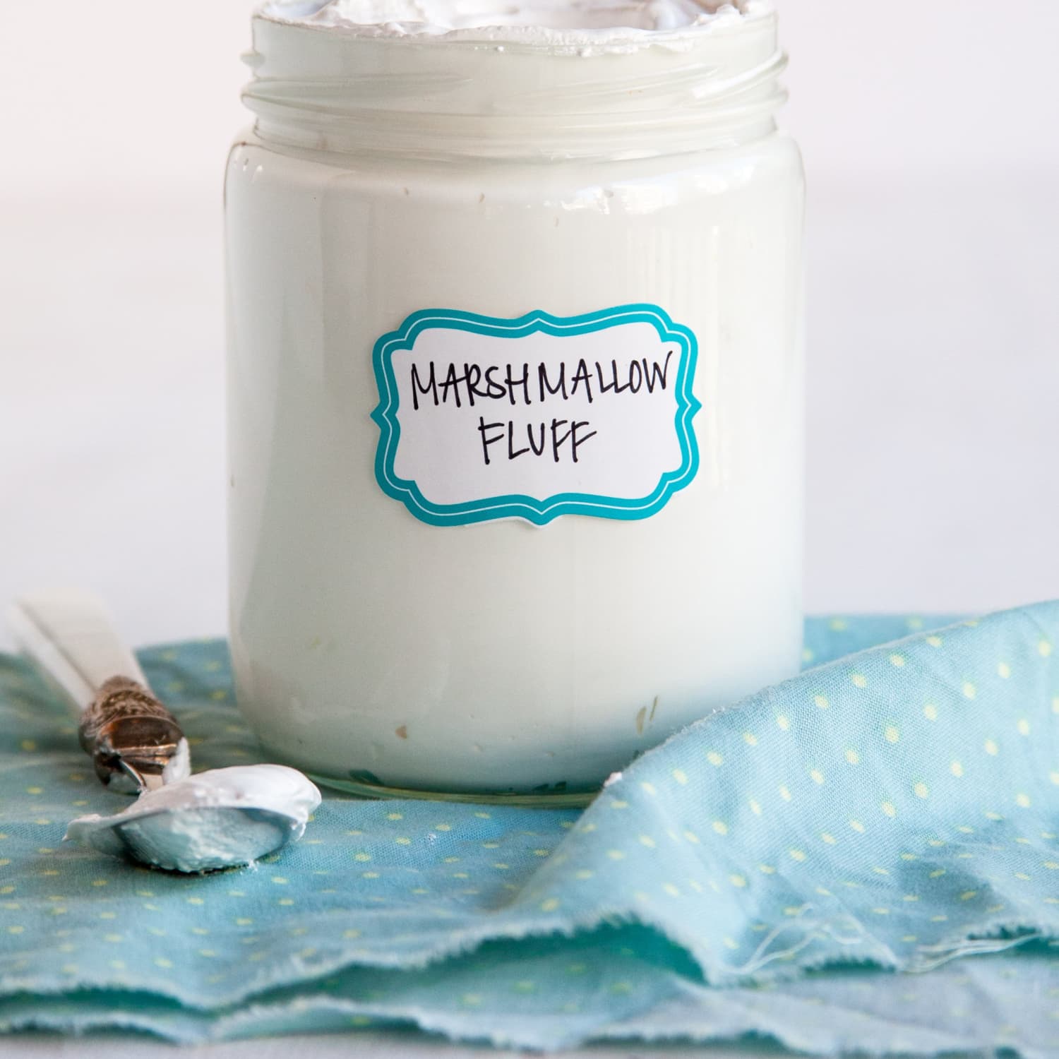 How to Make Marshmallow Fluff - It is A Keeper