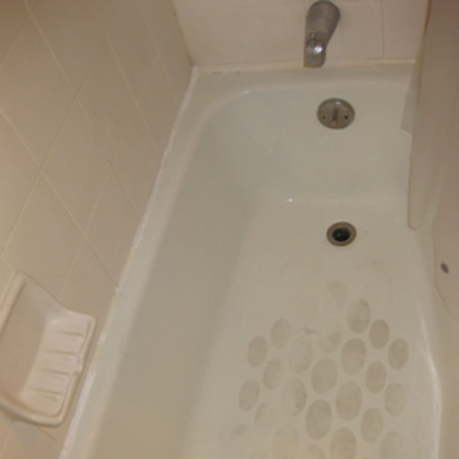 Good Questions: How Can I Get Rid of Bathtub Stains?  Apartment