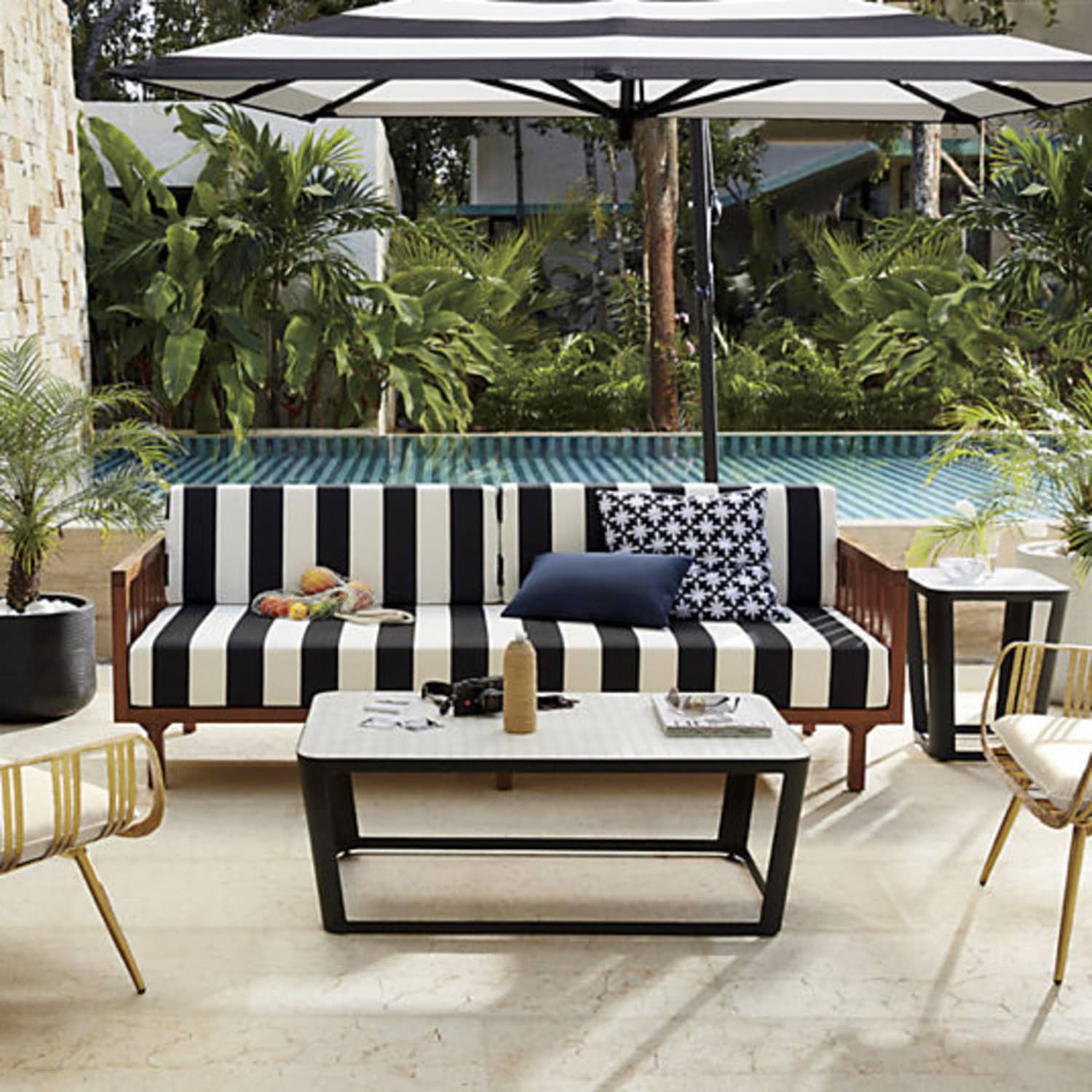 Low Medium High 10 Super Stylish Outdoor Lounge Chairs Apartment Therapy
