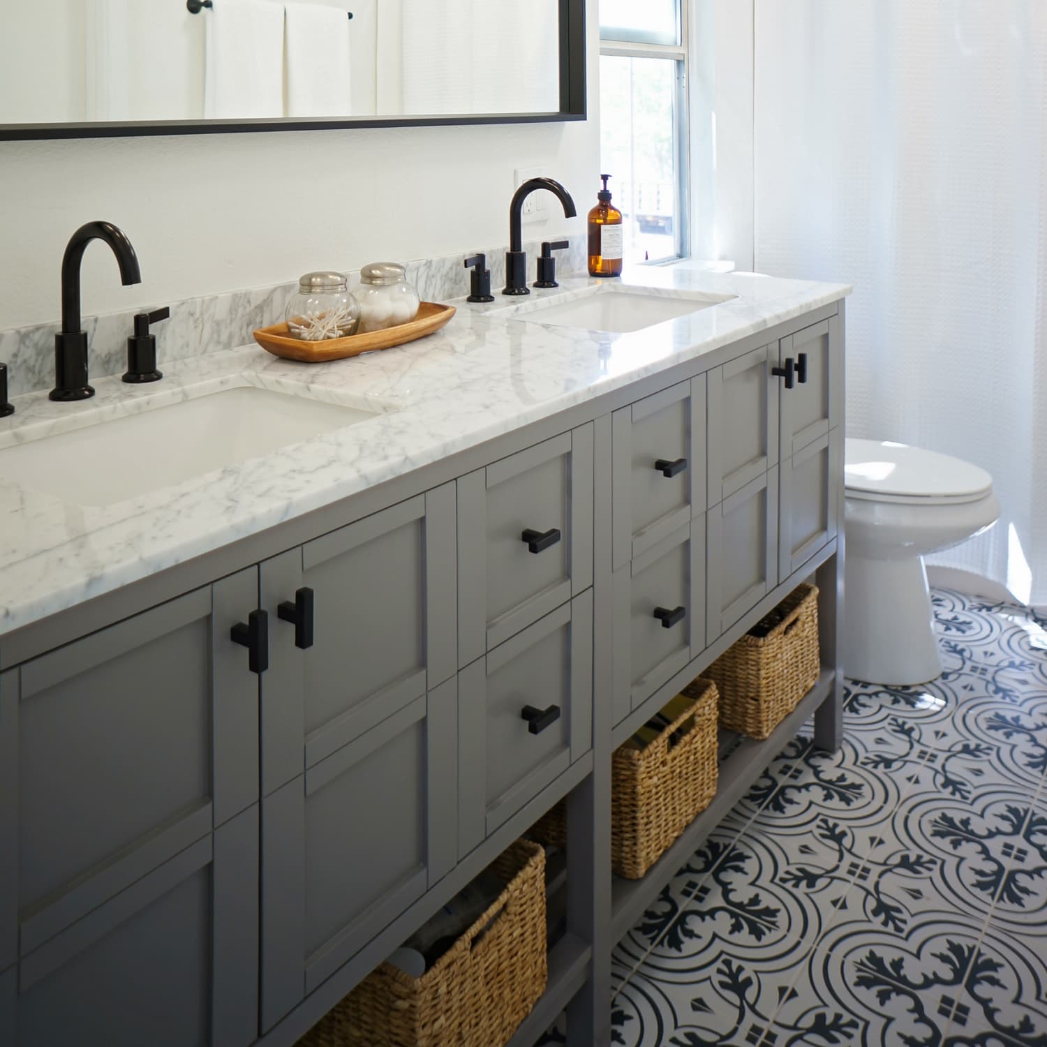 Double the Elegance: Dual Faucet Bathroom Design Tips