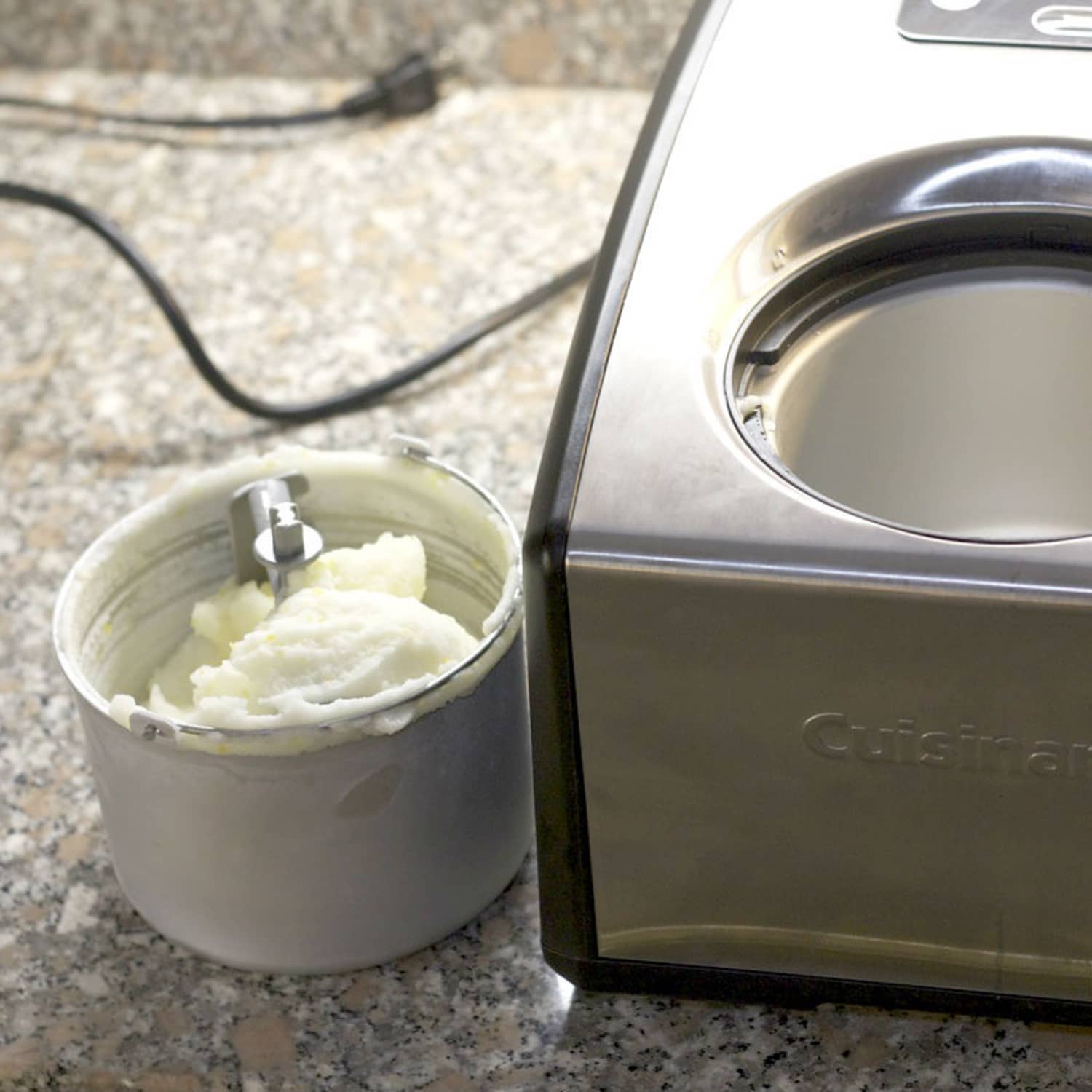 Cuisinart ICE-100 Review: Are 2 paddles better than 1? - Dream Scoops