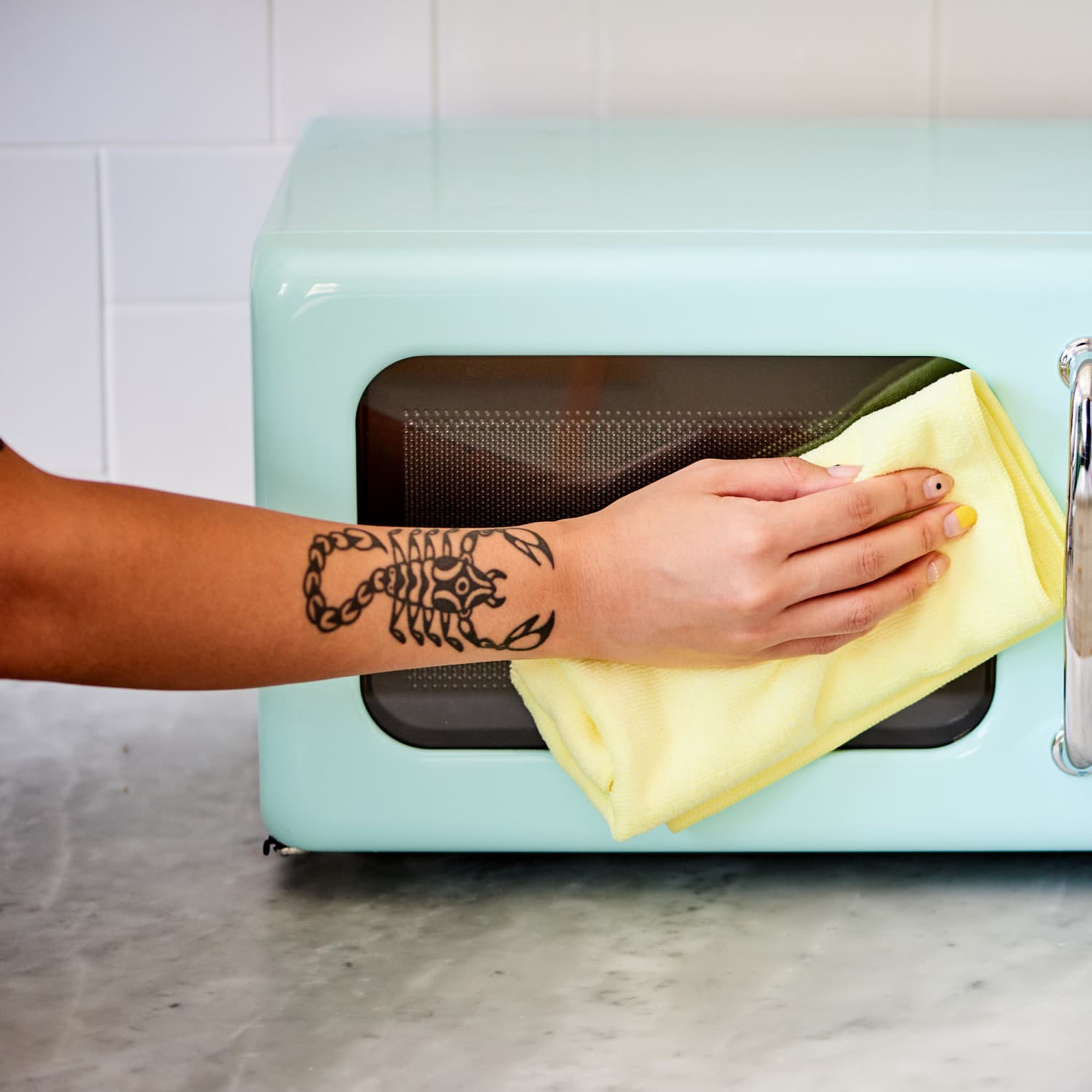 This Is The Best Way To Clean A Microwave Apartment Therapy