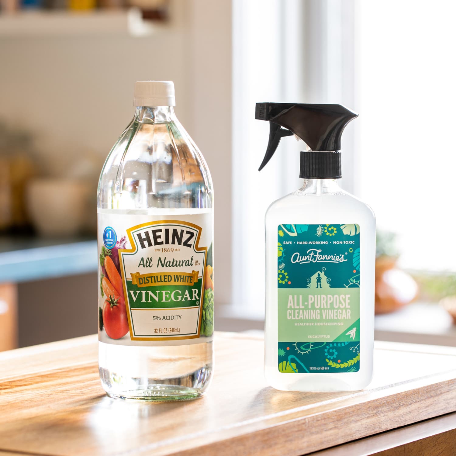 Difference Between Cleaning Vinegar & Distilled Vinegar (Understanding  Cleaning Chemicals Ep. 5) 