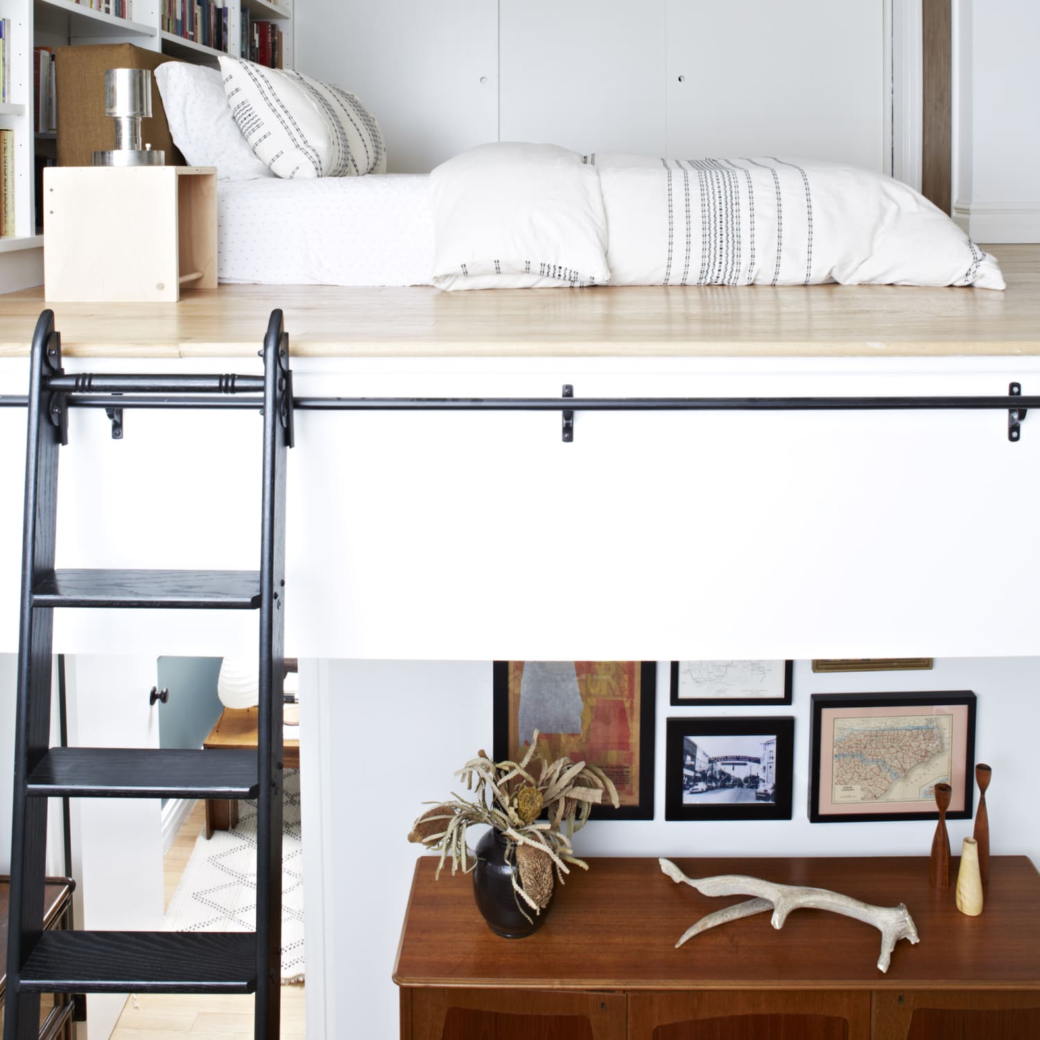 20 Loft Bed Ideas You Can Still Try, Even Though You're an Adult ...