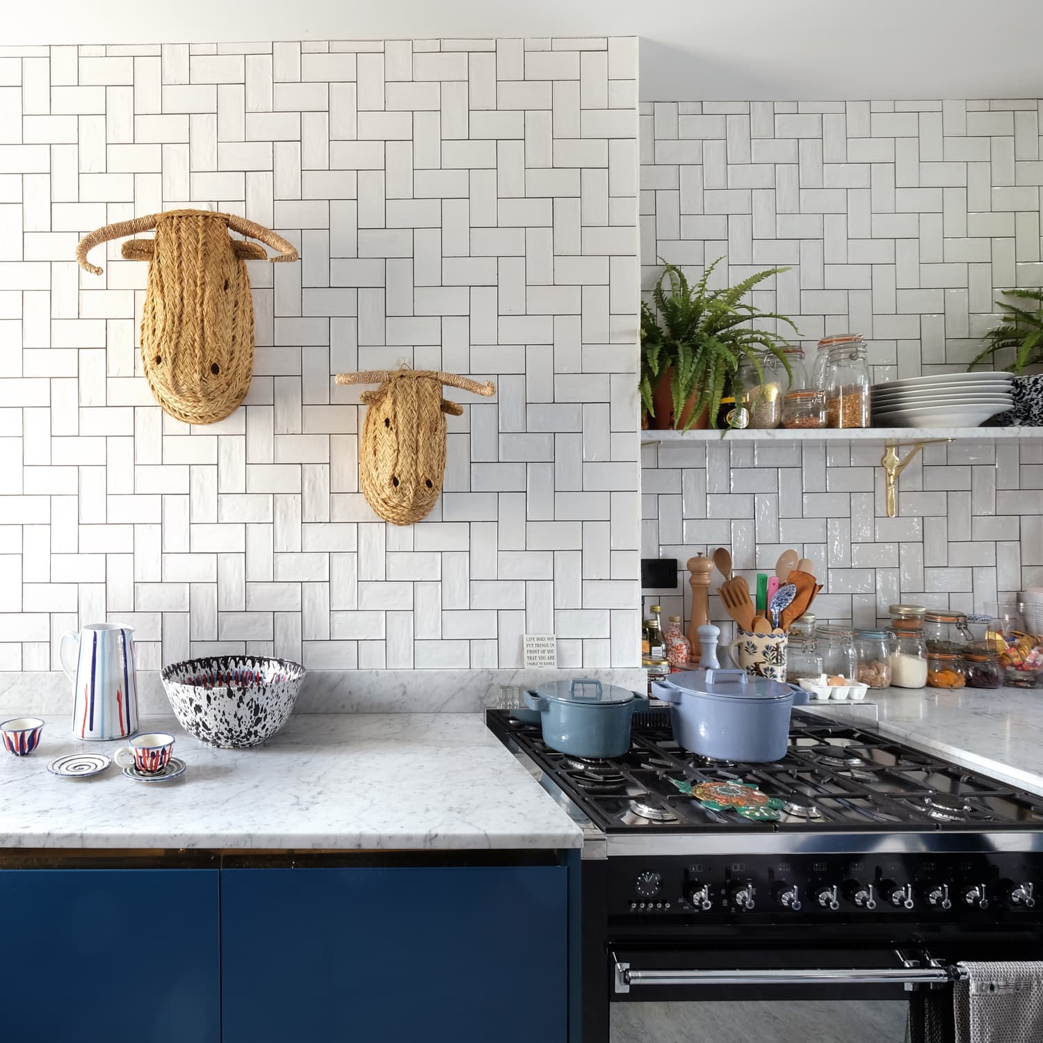 Kitchen Backsplash Behind a Stove