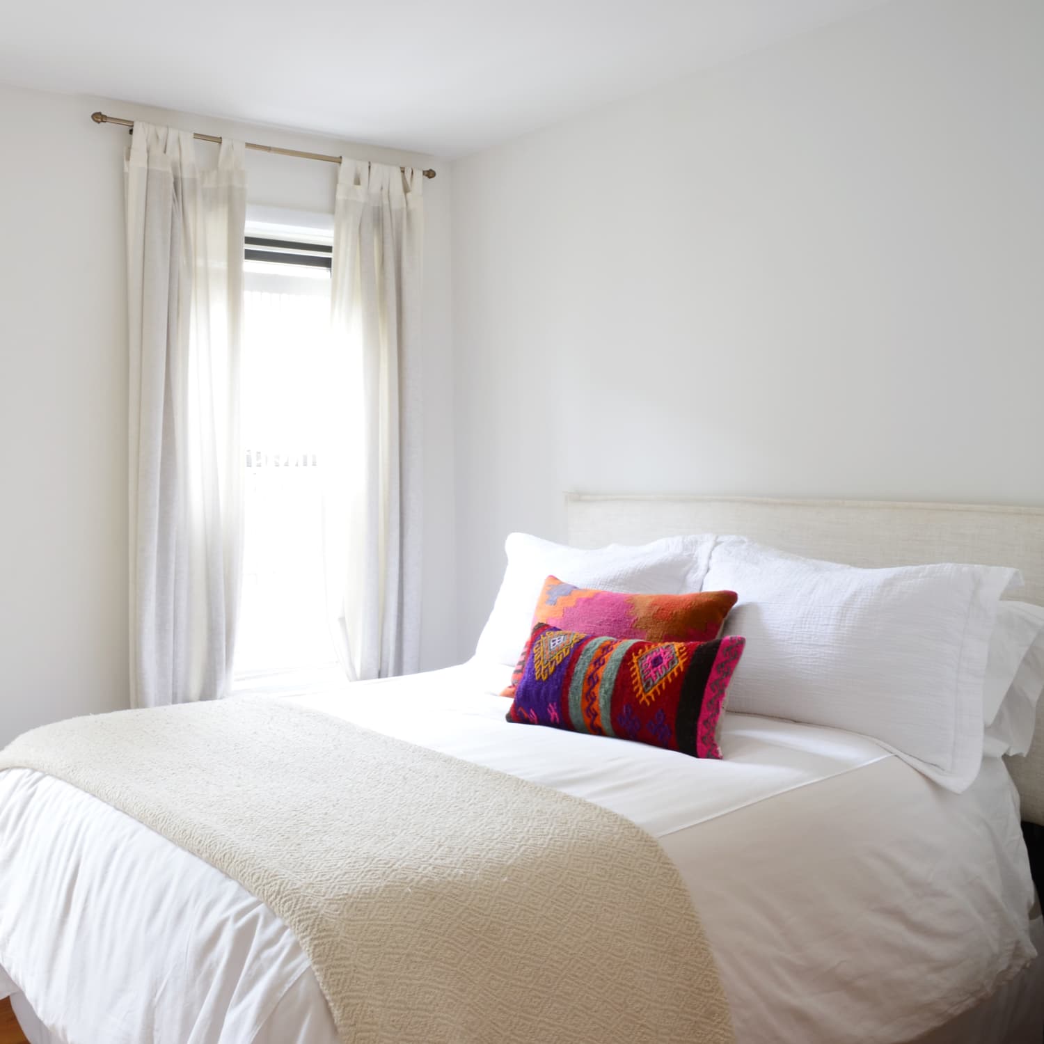 Sweetnight Cooling Pillow Review | Apartment Therapy