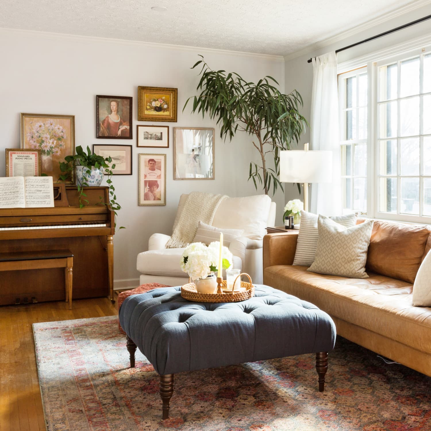 5 Living Room Questions Interior Designers Are Sick Of Answering
