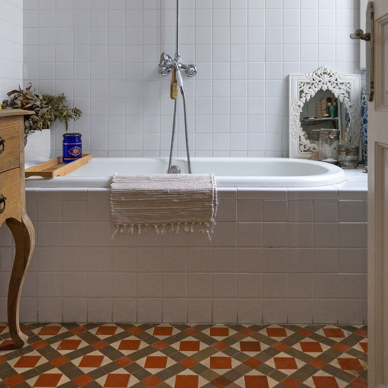 Peel And Stick Caulk Strip Renter Product Review Apartment Therapy