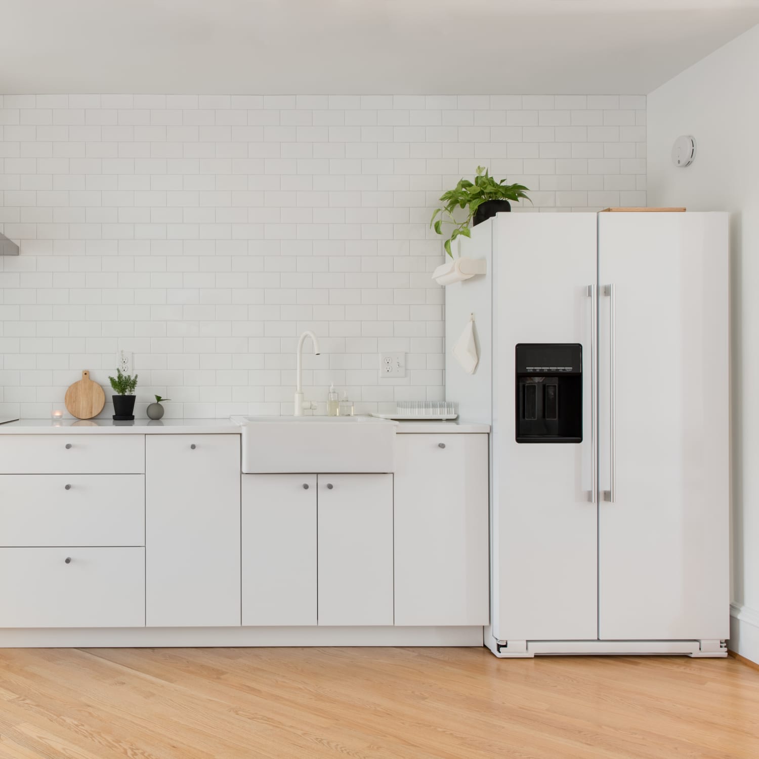 The 10 Commandments Of A Clutter Free Kitchen Kitchn See more of kitchen design ideas on facebook. clutter free kitchen