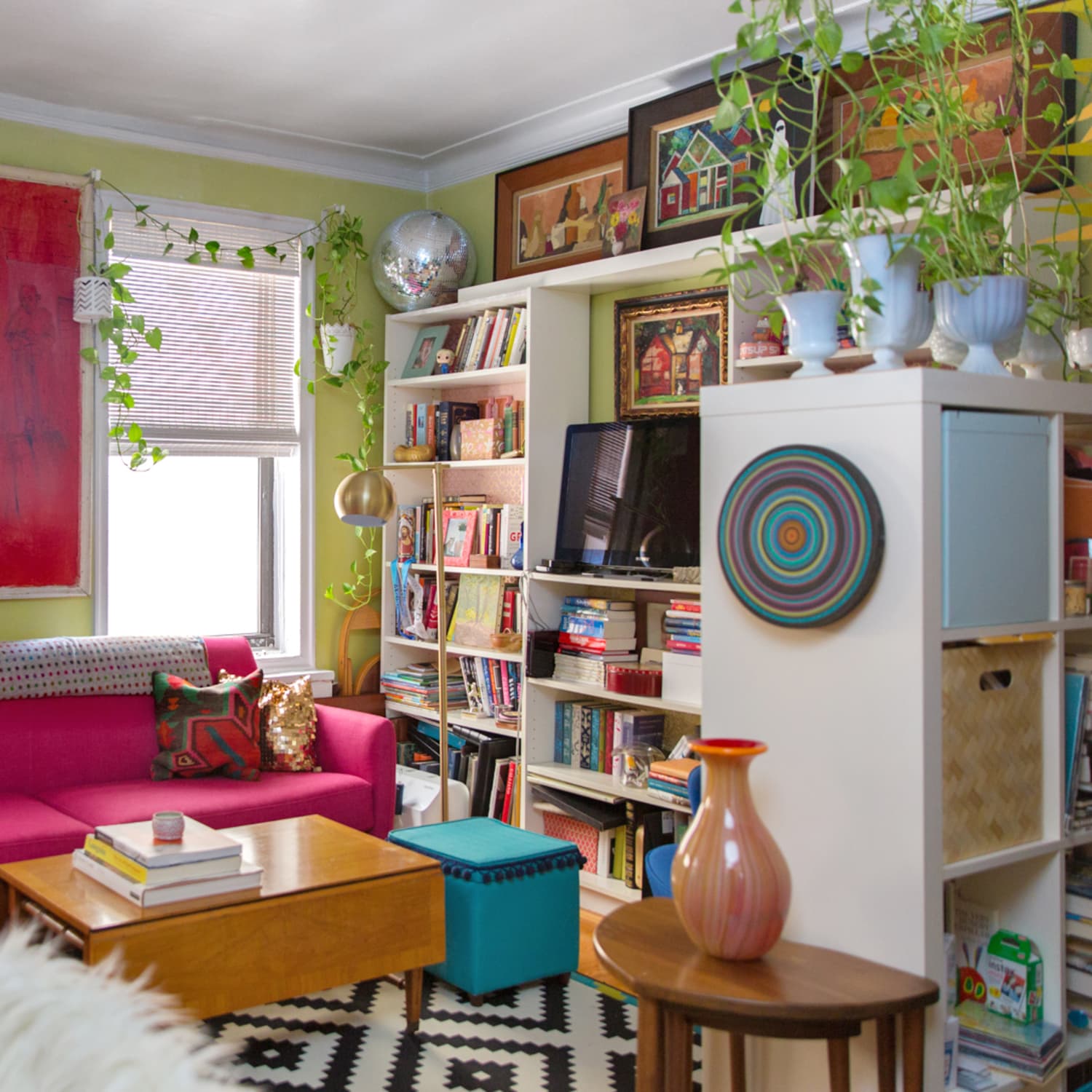 The Secret to Keeping Maximalist Decor From Looking Sloppy ...