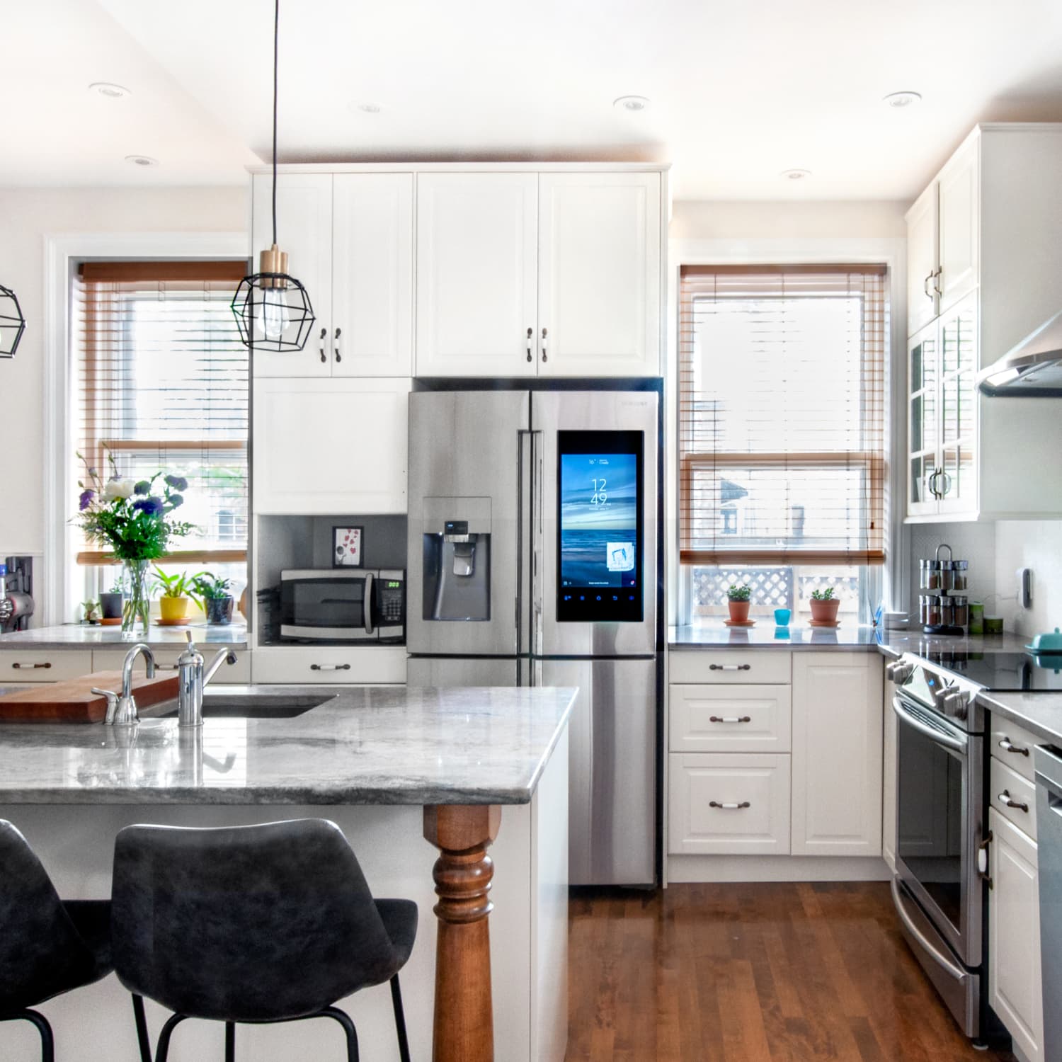 How to Clean Stainless-Steel Appliances and Kitchen Items the