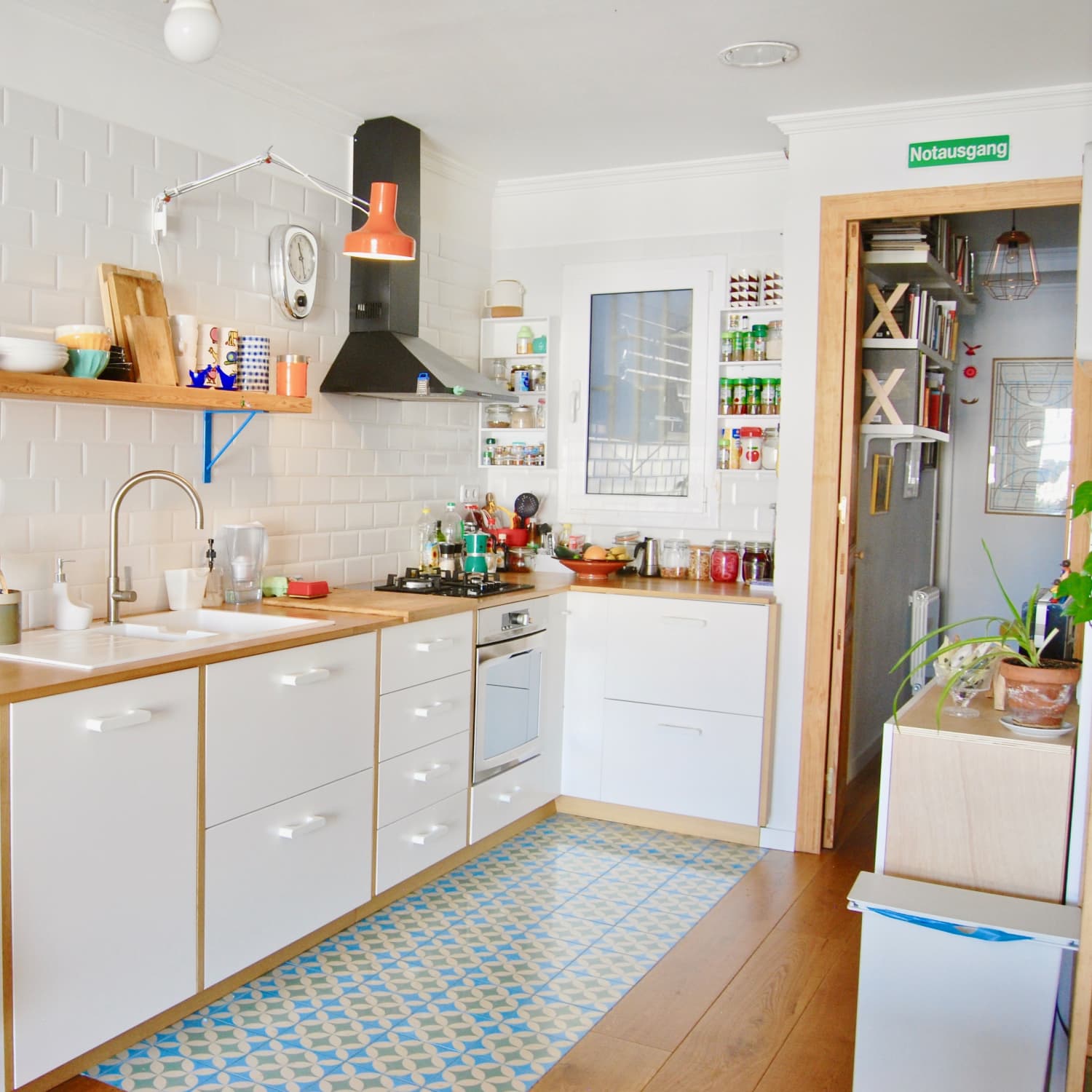 39 Apartment Kitchen Essentials Every First Time Renter Needs - Collections  By Cailey