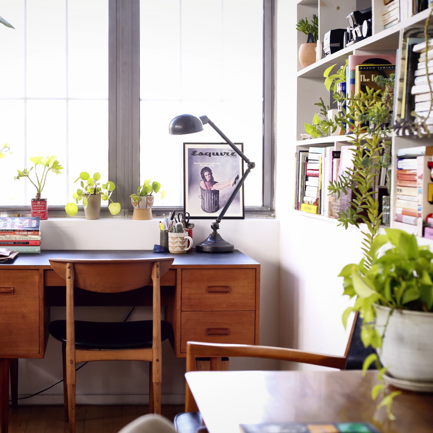 The Perfect Home Office Setup: 8+ Essentials for a Productive